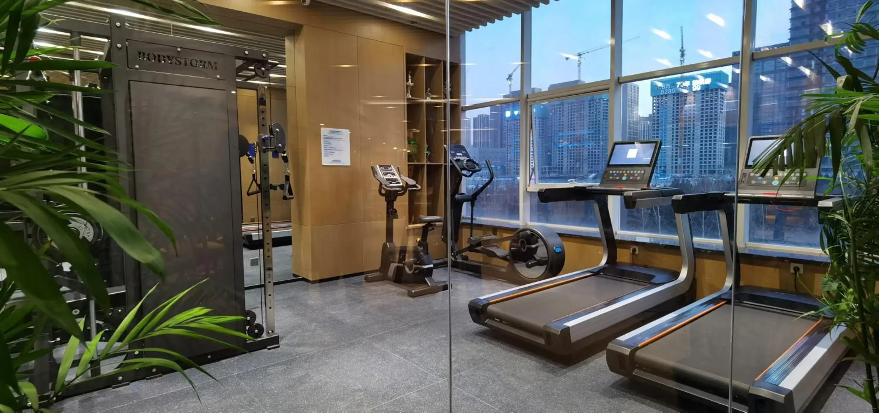 Fitness centre/facilities in Holiday Inn Express Jinan High-Tech Zone by IHG Fitness centre/facilities in Holiday Inn Express Jinan High-Tech Zone by IHG