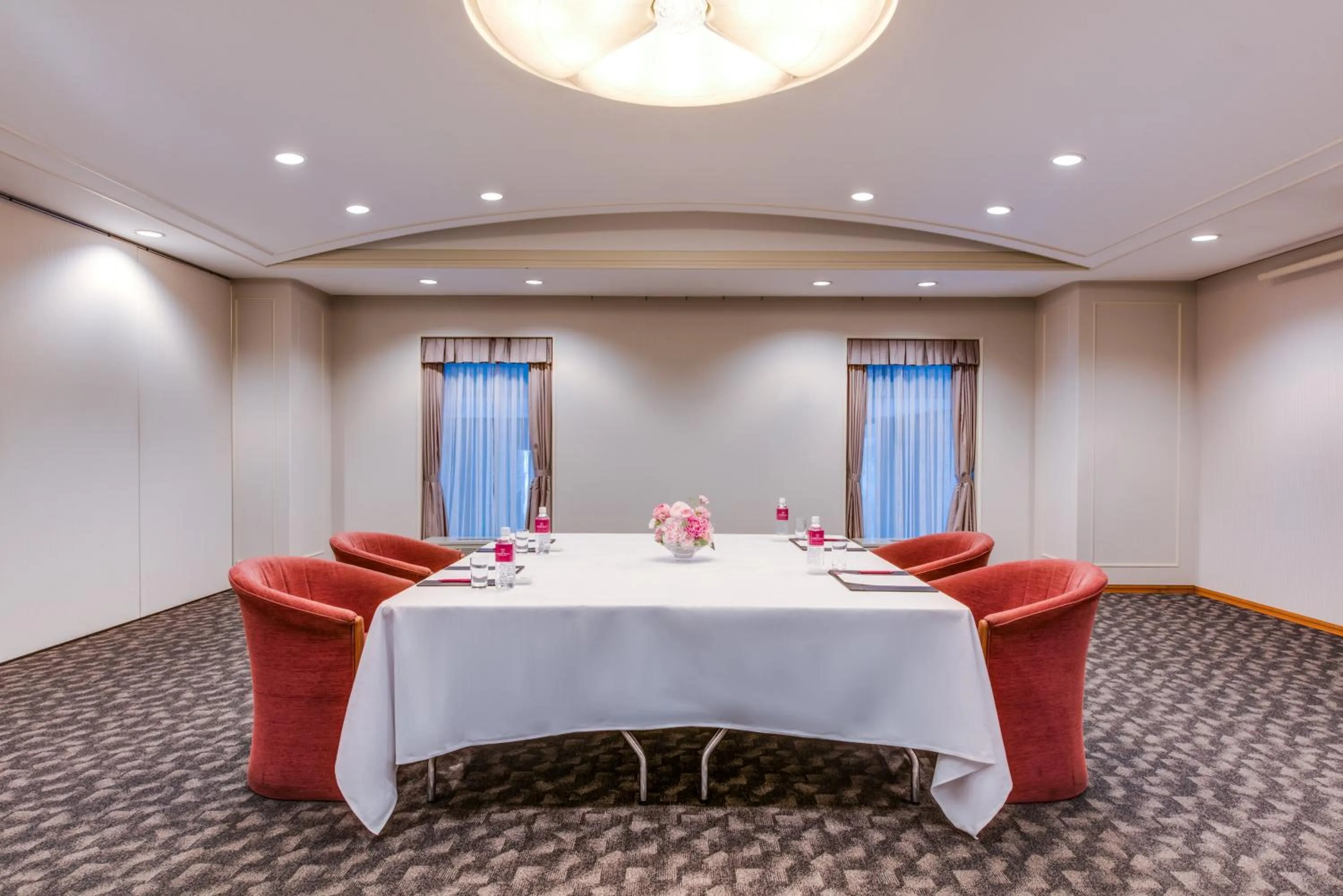 Meeting/conference room in ANA Crowne Plaza Ube, an IHG Hotel