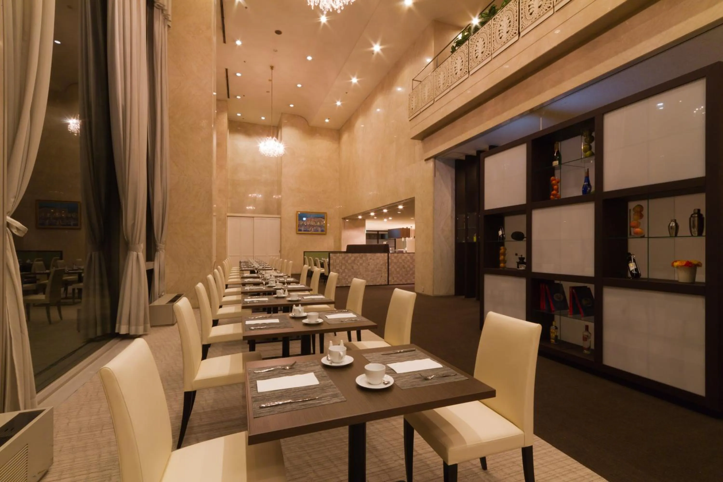 Restaurant/Places to Eat in ANA Crowne Plaza Ube, an IHG Hotel