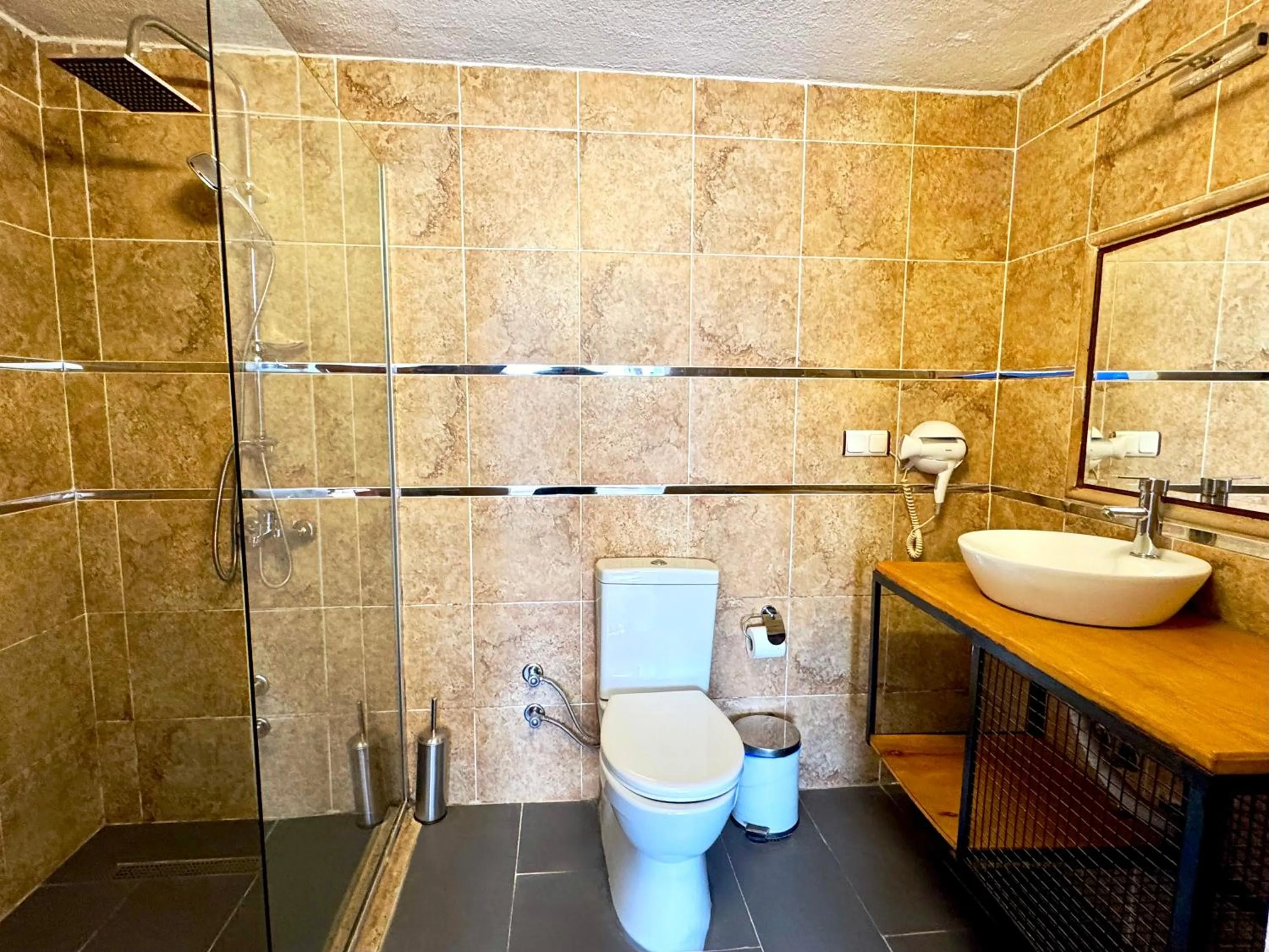 Rebetika Hotel & bistro