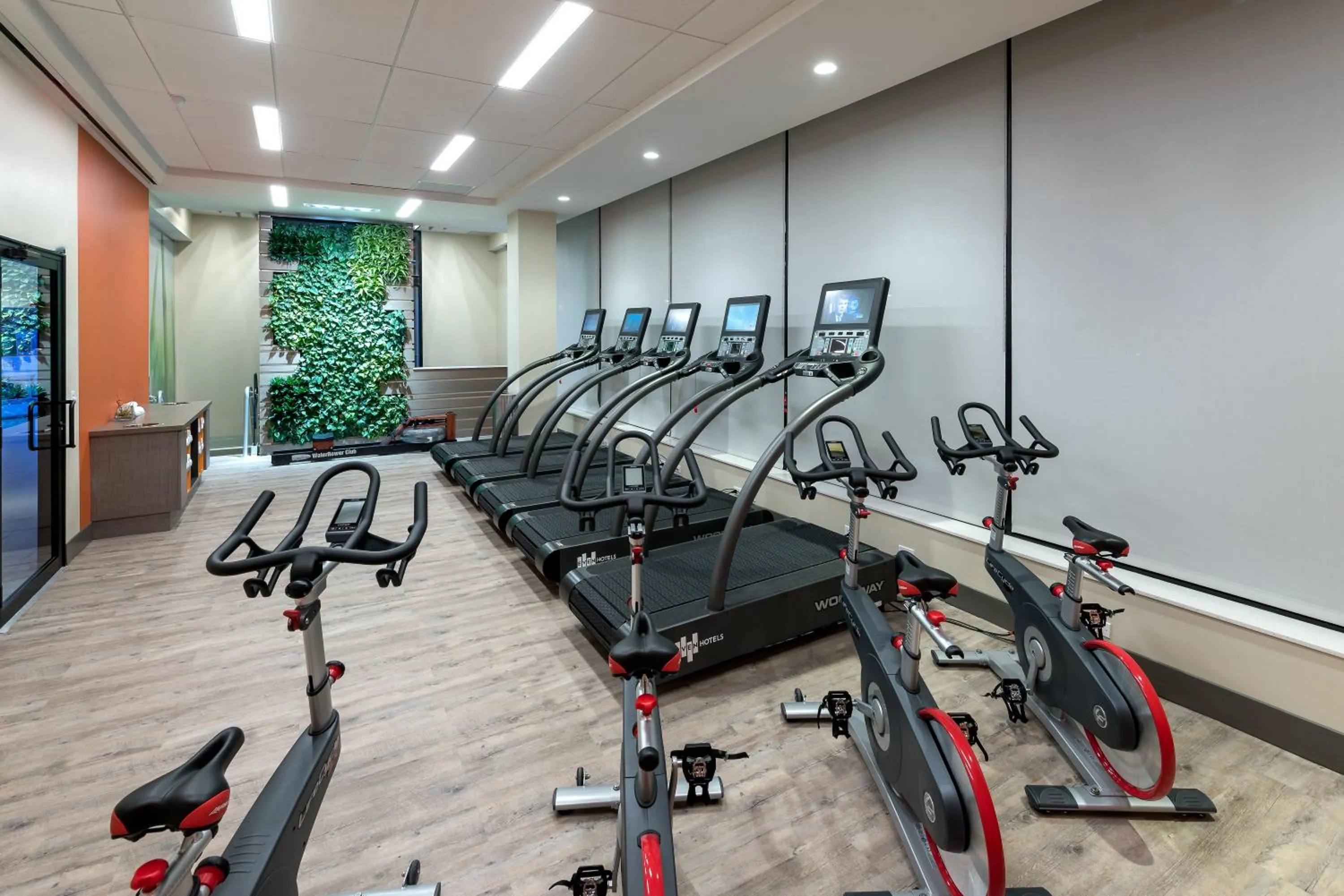 Fitness centre/facilities in EVEN Hotel Brooklyn by IHG