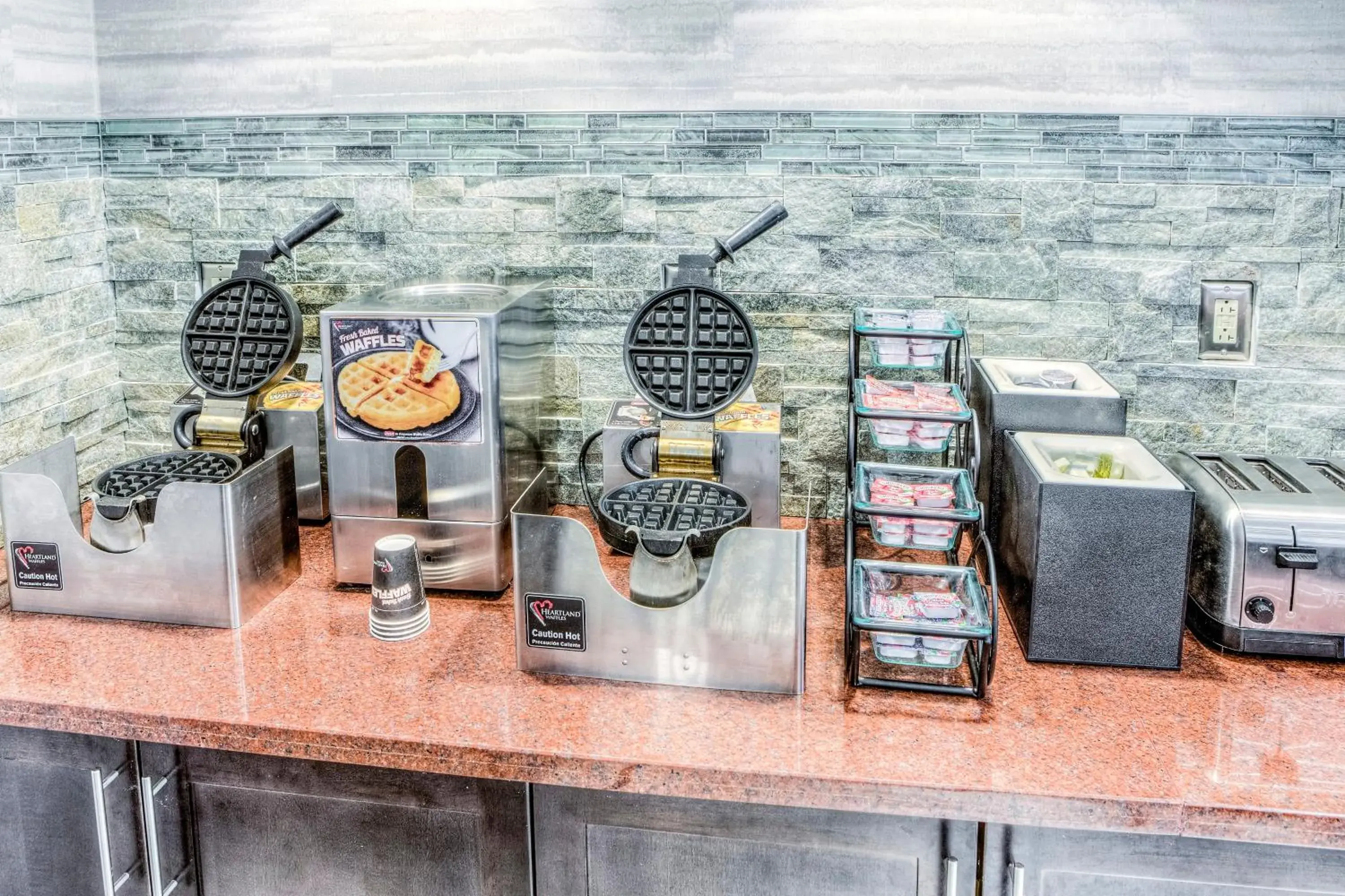 Breakfast in Staybridge Suites - University Area OSU by IHG Breakfast in Staybridge Suites - University Area OSU by IHG