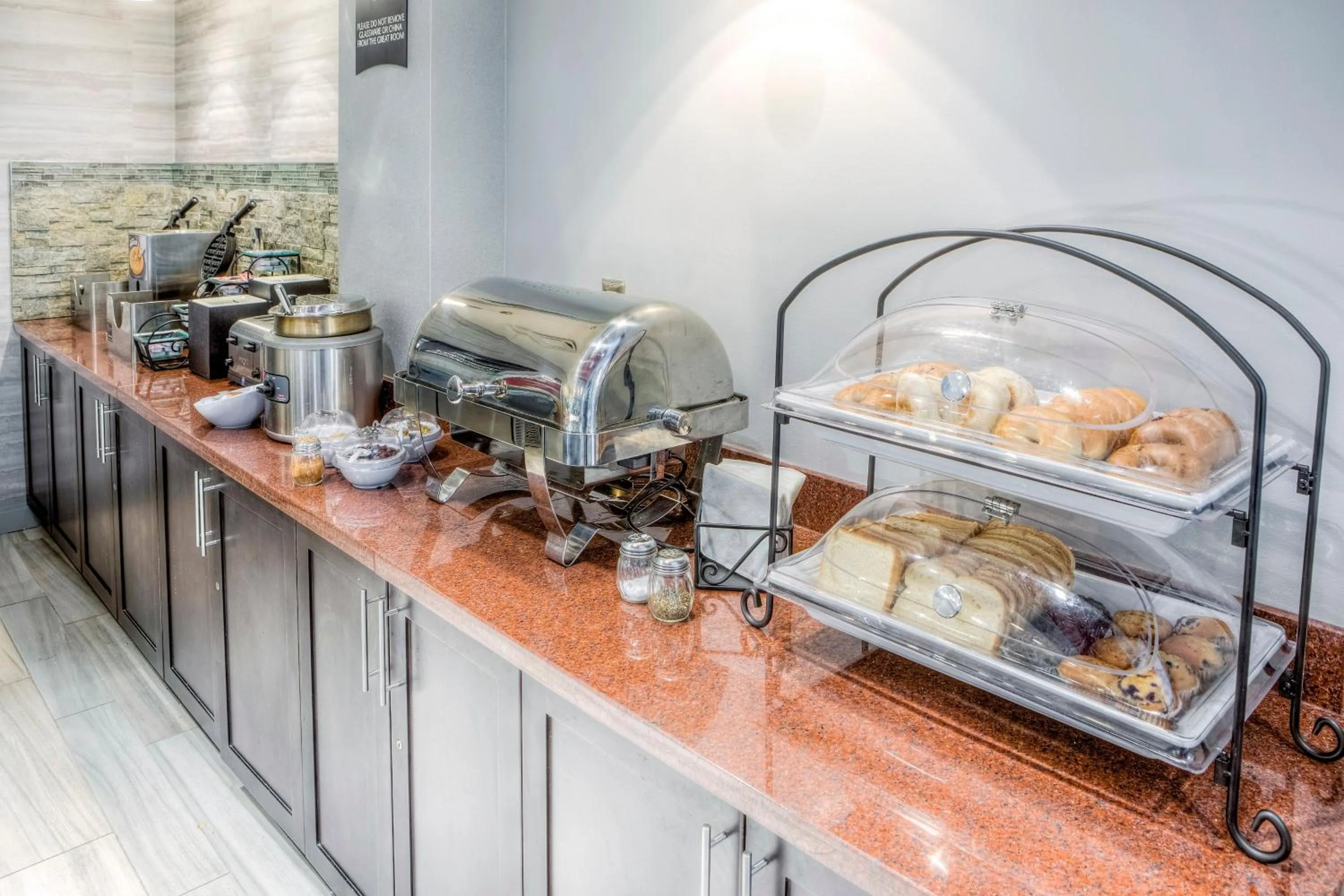 Breakfast in Staybridge Suites - University Area OSU by IHG