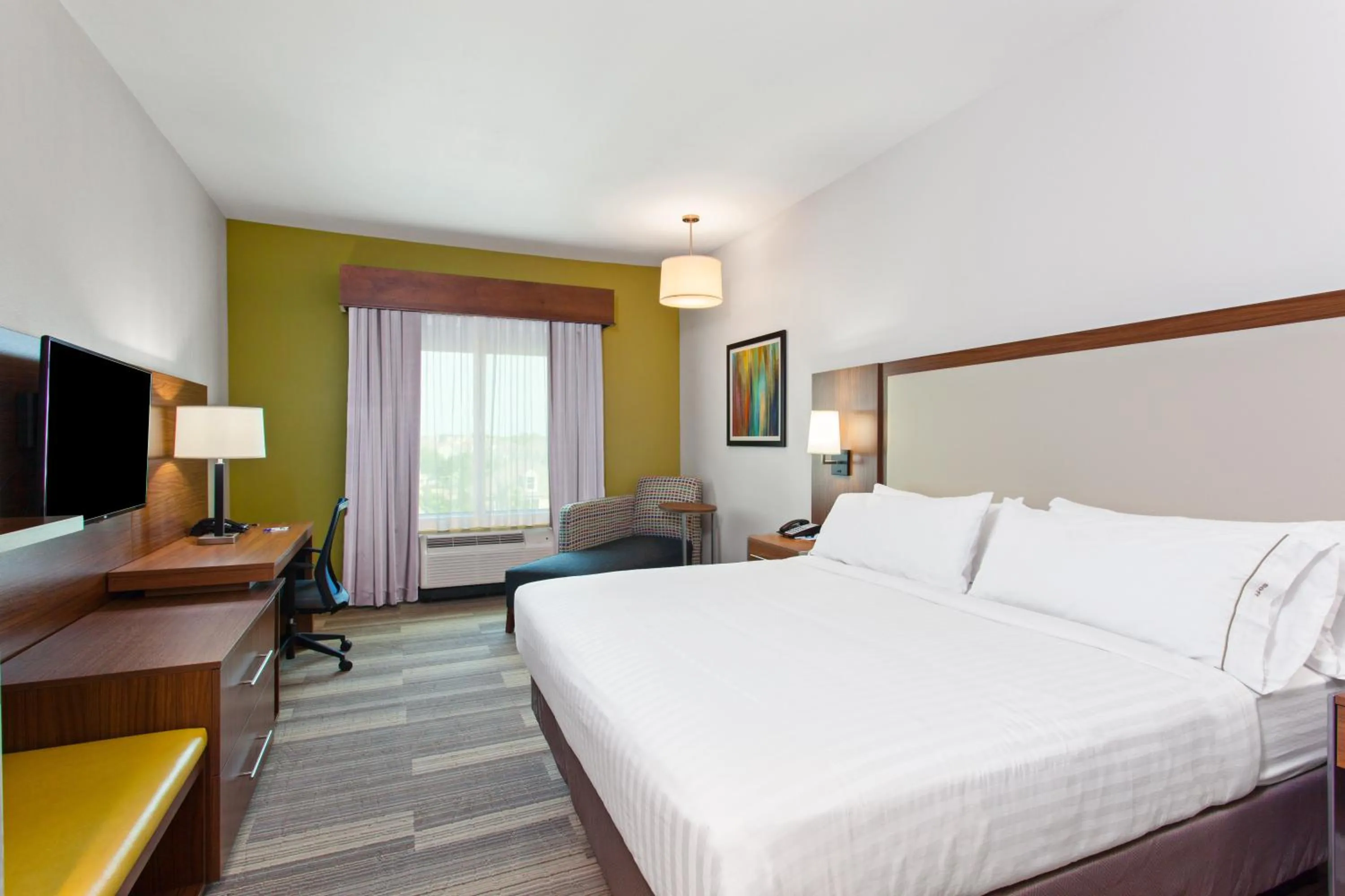 Photo of the whole room, Bed in Holiday Inn Express & Suites Houston NW - Hwy 290 Cypress by IHG