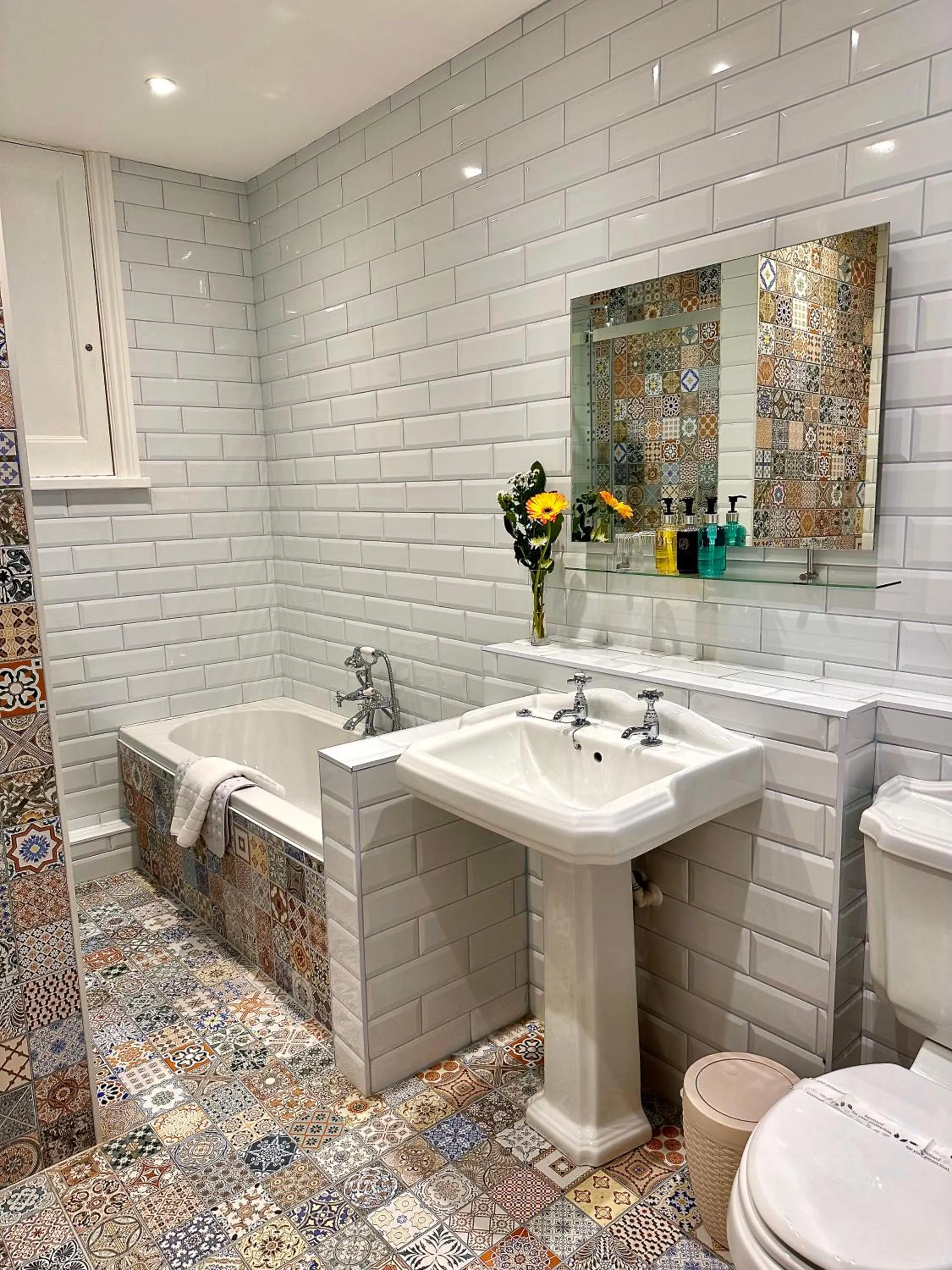 Shower in 23 St Mary's