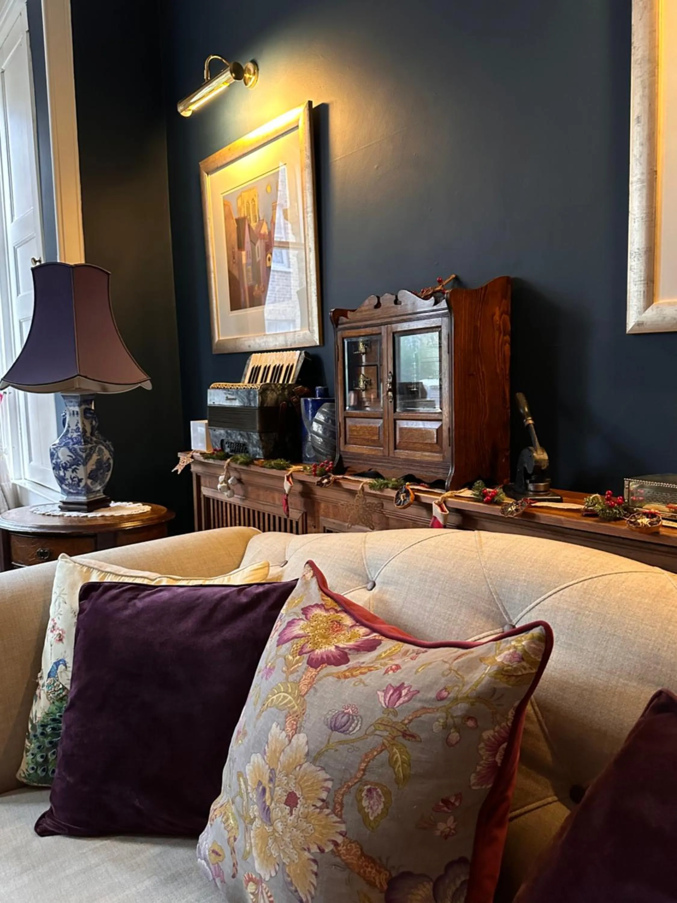 Property building in 23 St Mary's