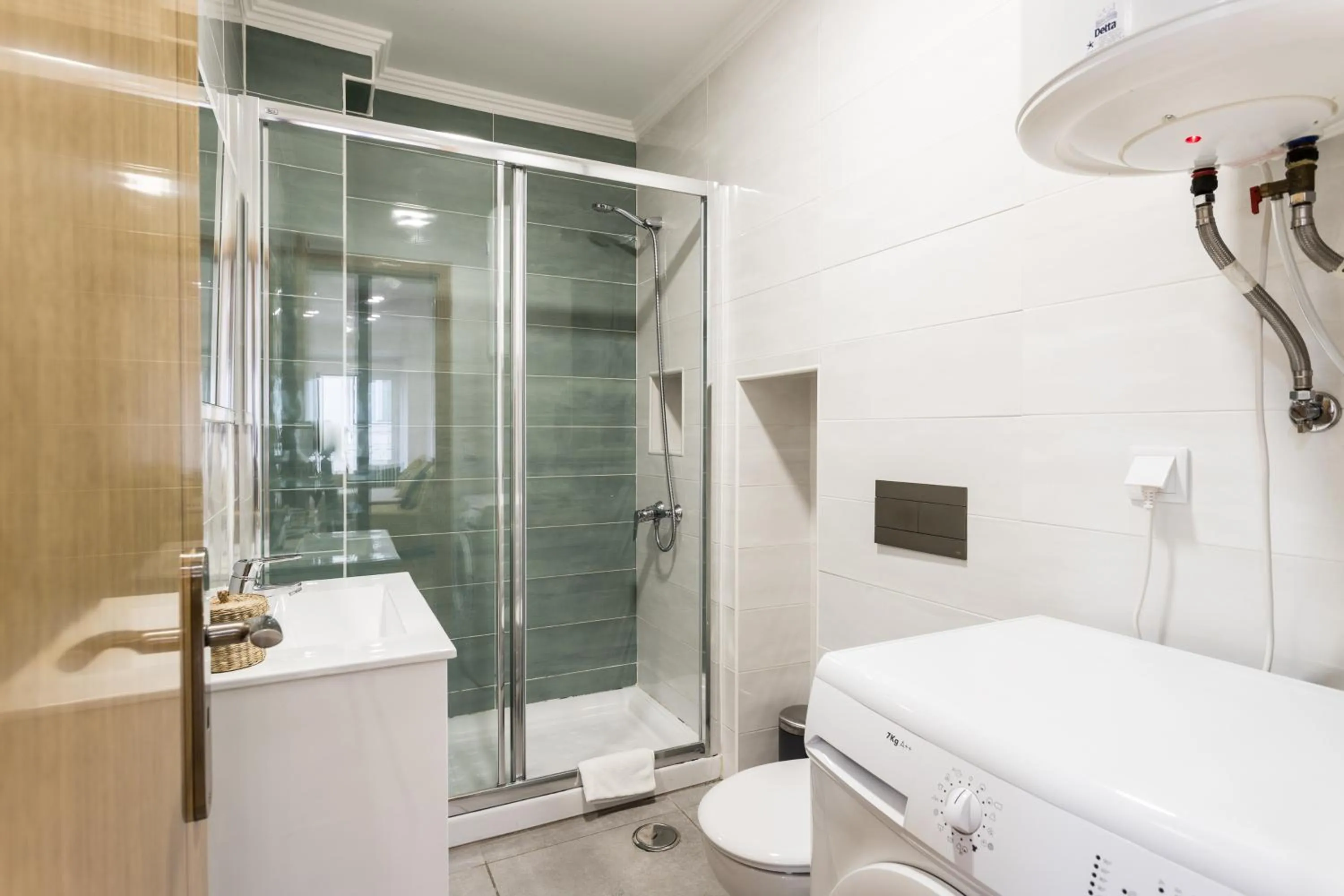 Bathroom in Apartments Center Bairro Alto