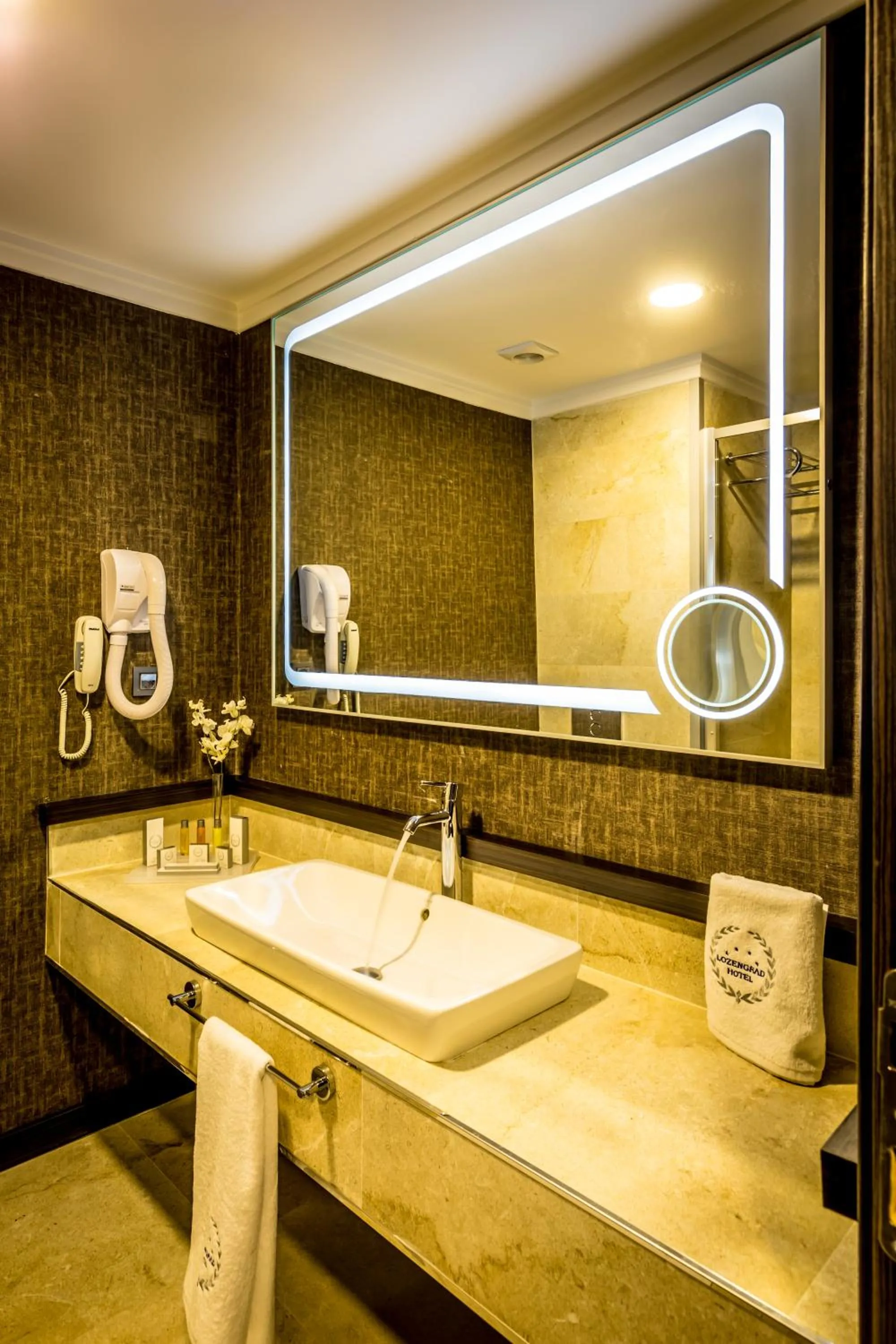 Bathroom in Lozengrad Hotel