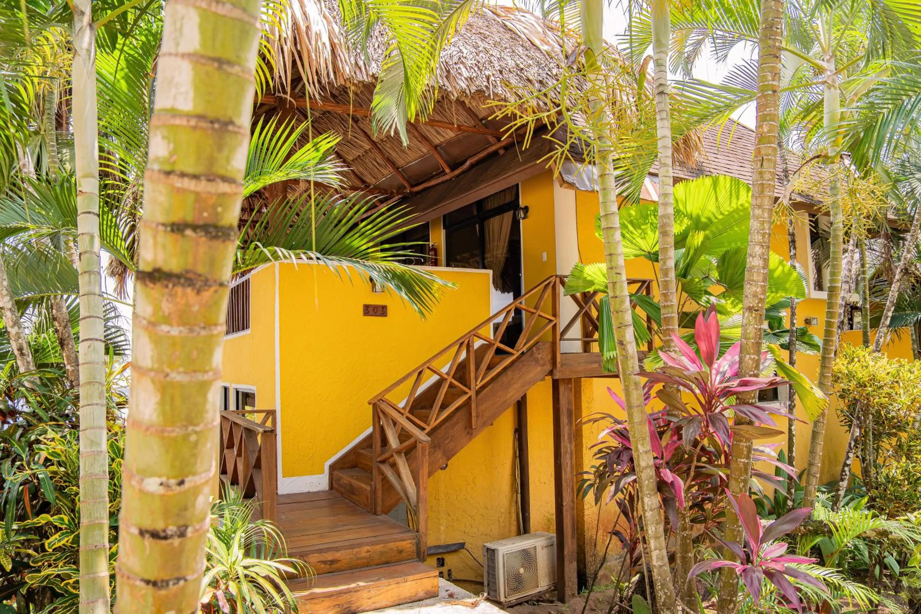Property building in Banana Palms Hotel
