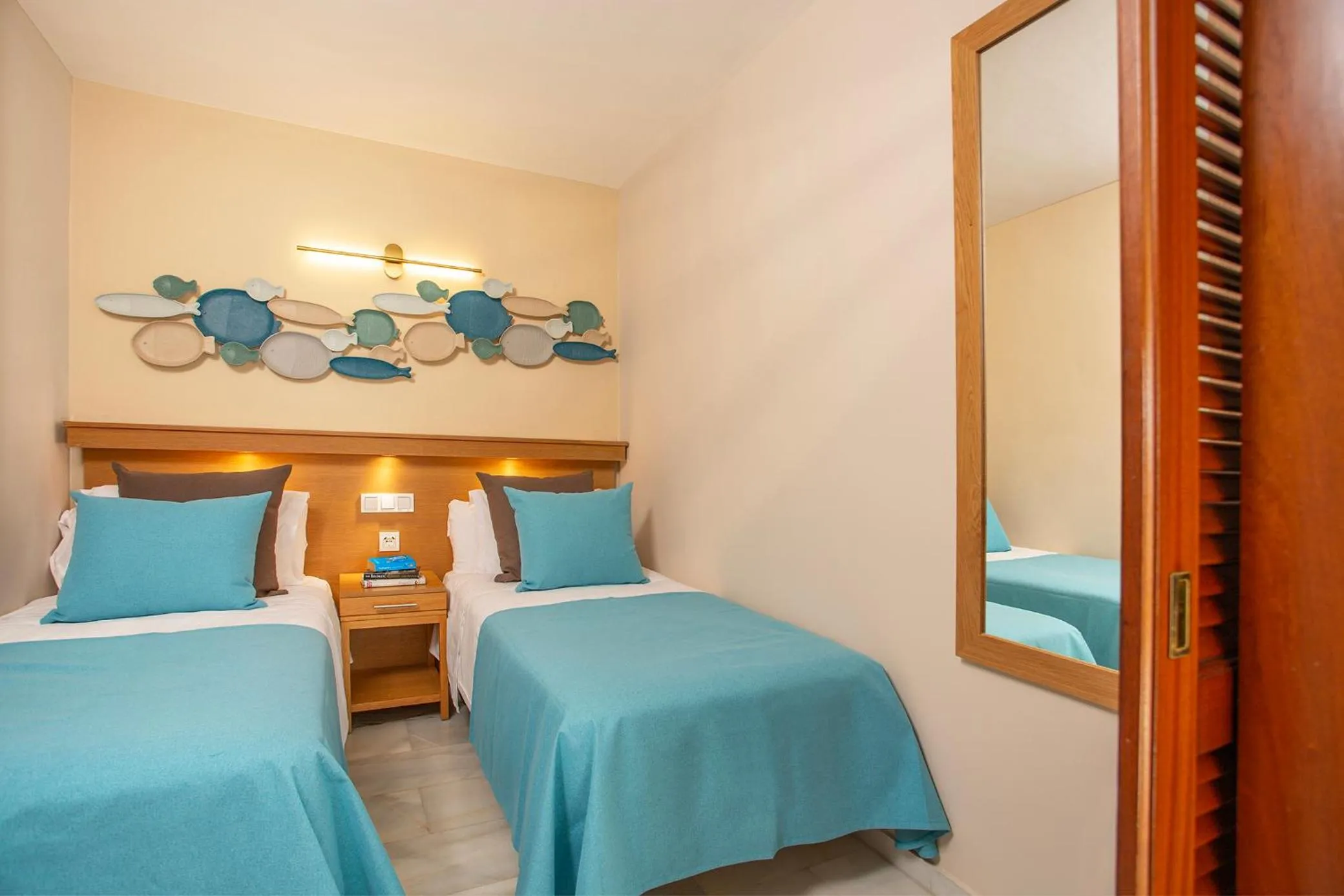 Bedroom, Bed in Sunset Beach Club Hotel Apartments