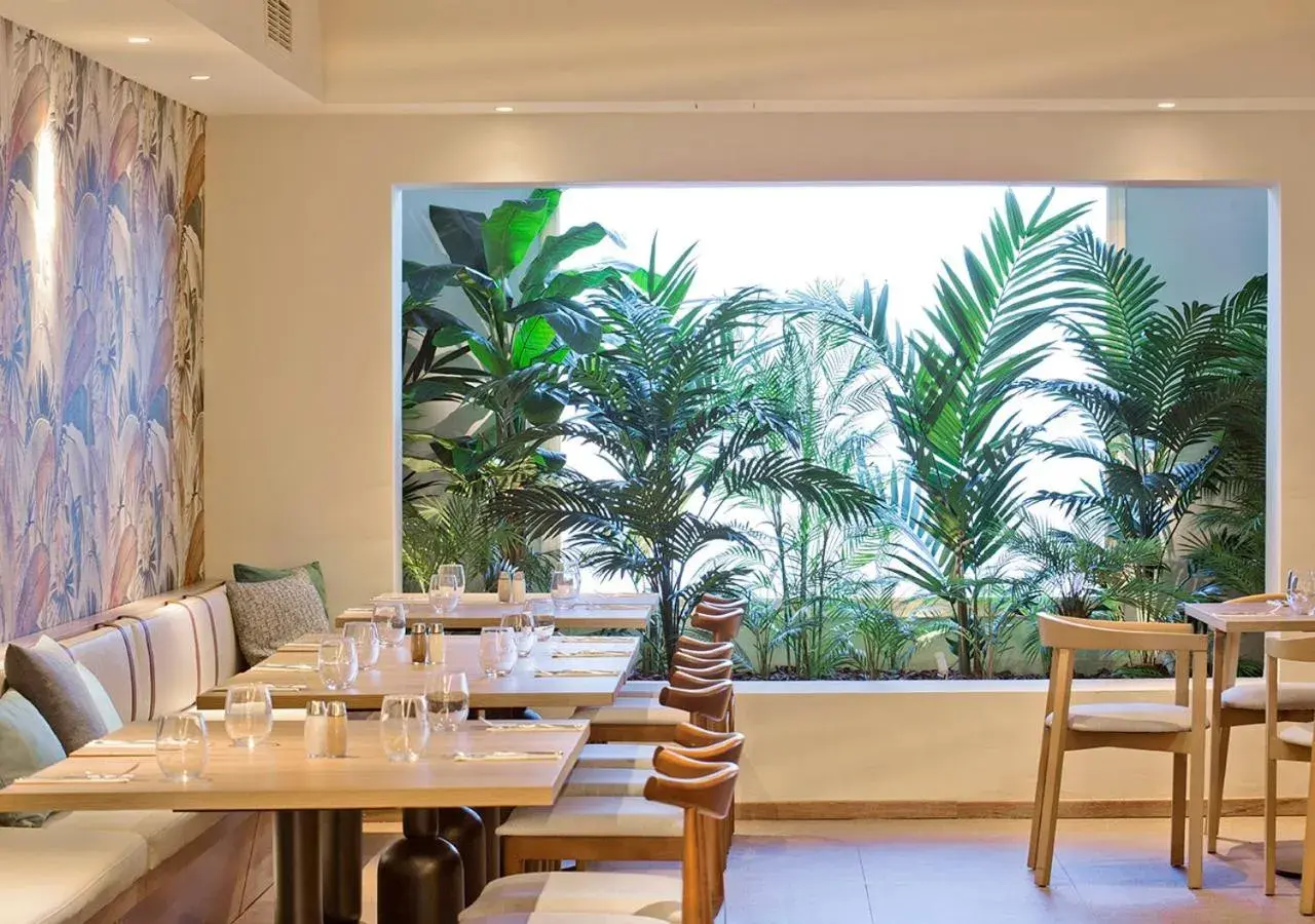 Restaurant/places to eat in Sunset Beach Club Hotel Apartments Restaurant/places to eat in Sunset Beach Club Hotel Apartments