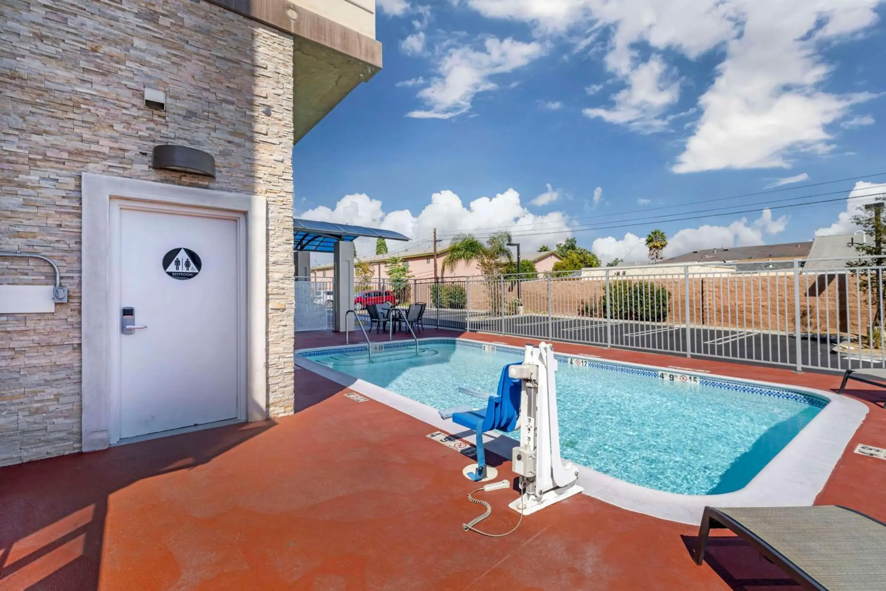 Pool view in Best Western Plus Gardena-Los Angeles Inn & Suites Pool view in Best Western Plus Gardena-Los Angeles Inn & Suites