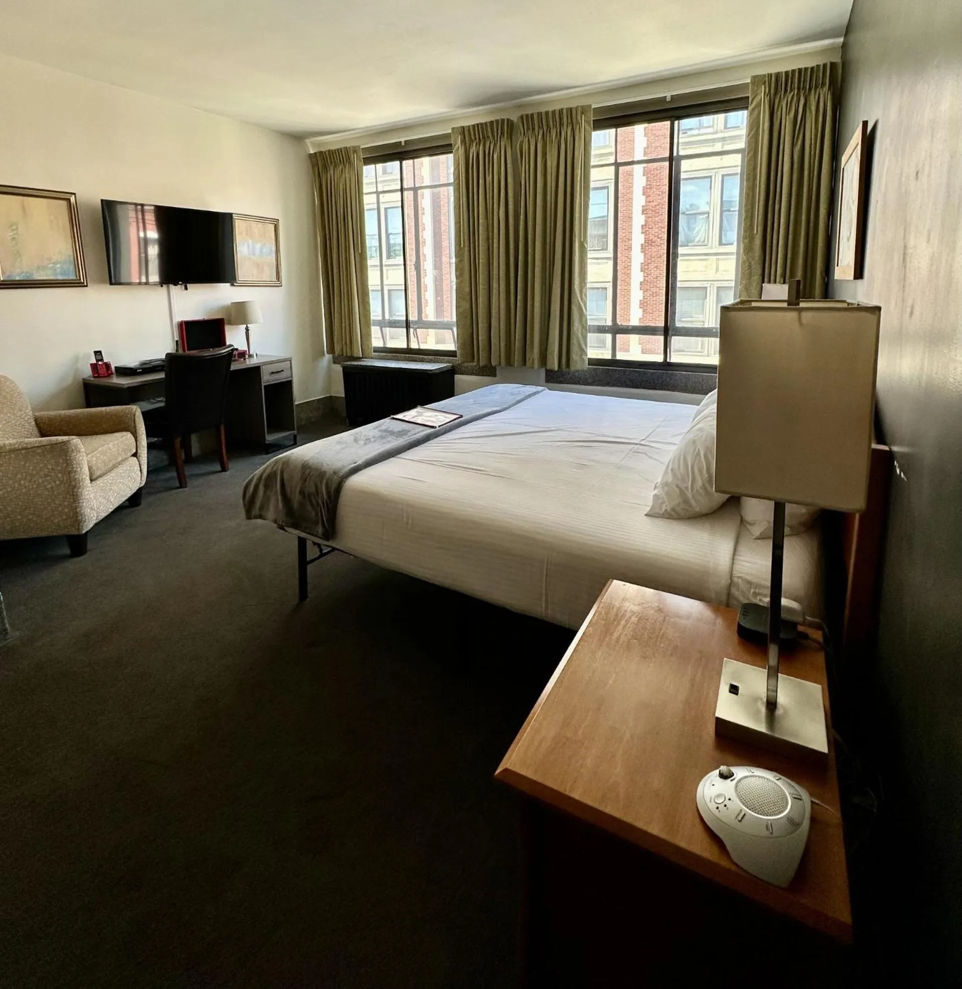 TV and multimedia, Bed in Latchis Hotel