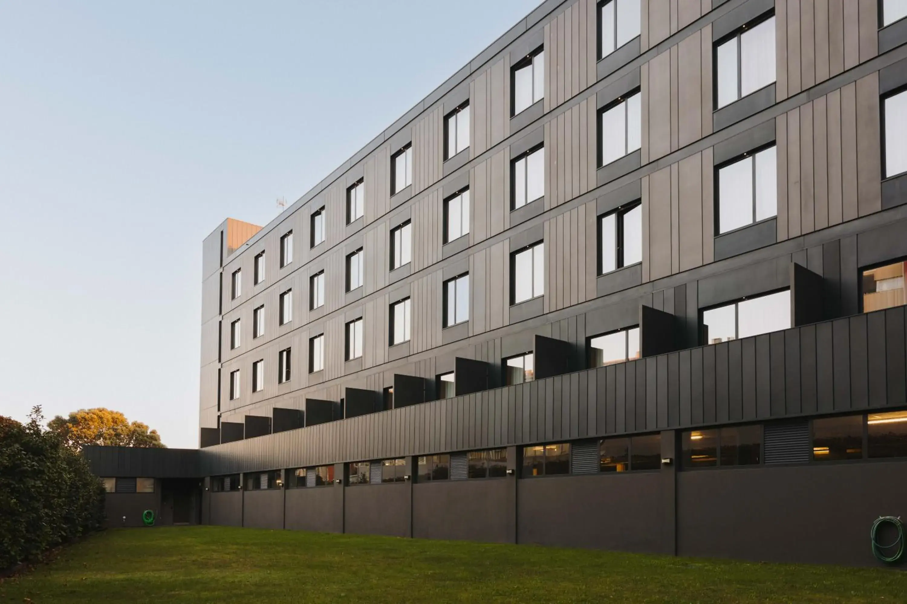 Property building in Timbre Heroismo Property building in Timbre Heroismo