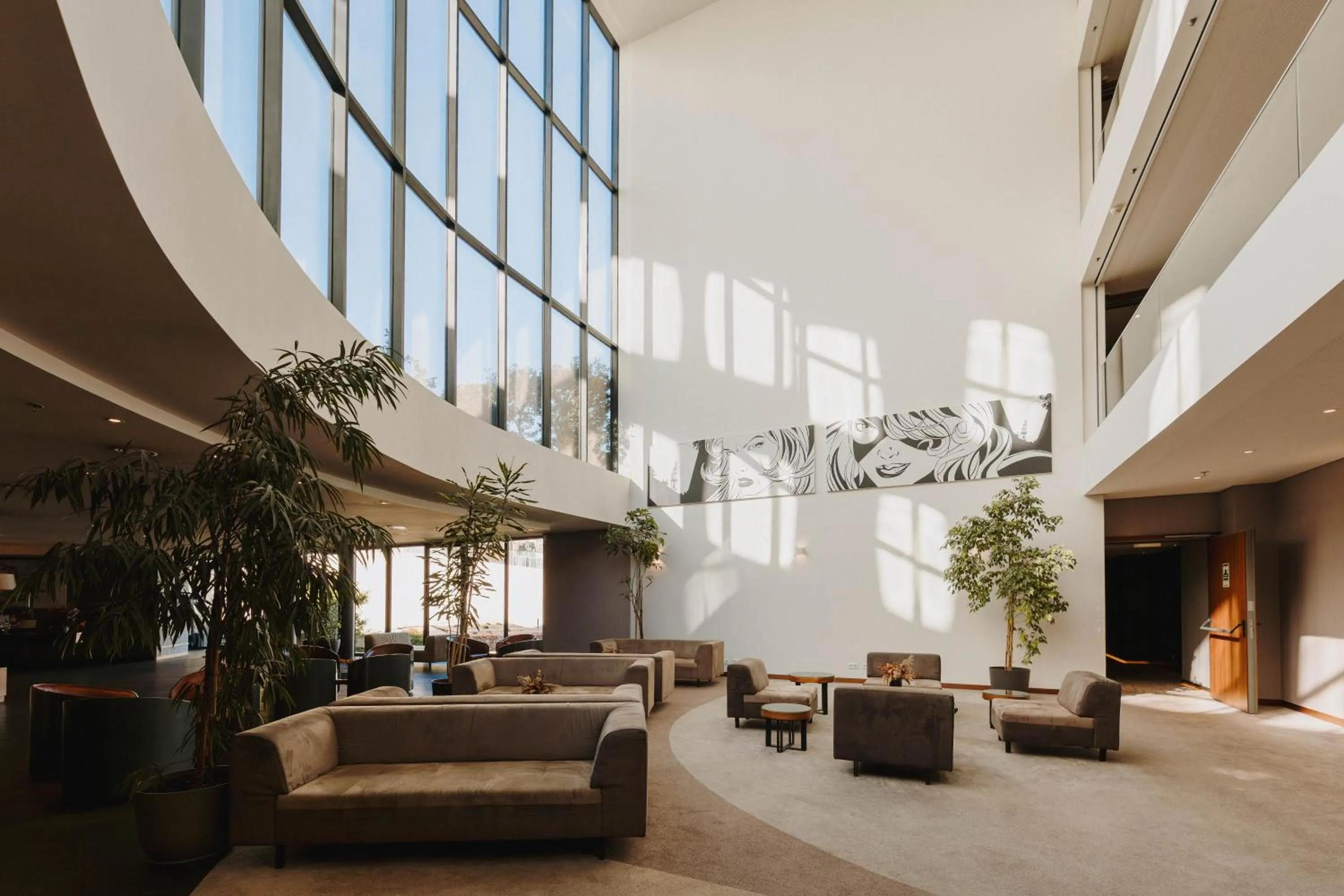 Lobby or reception in Timbre Heroismo