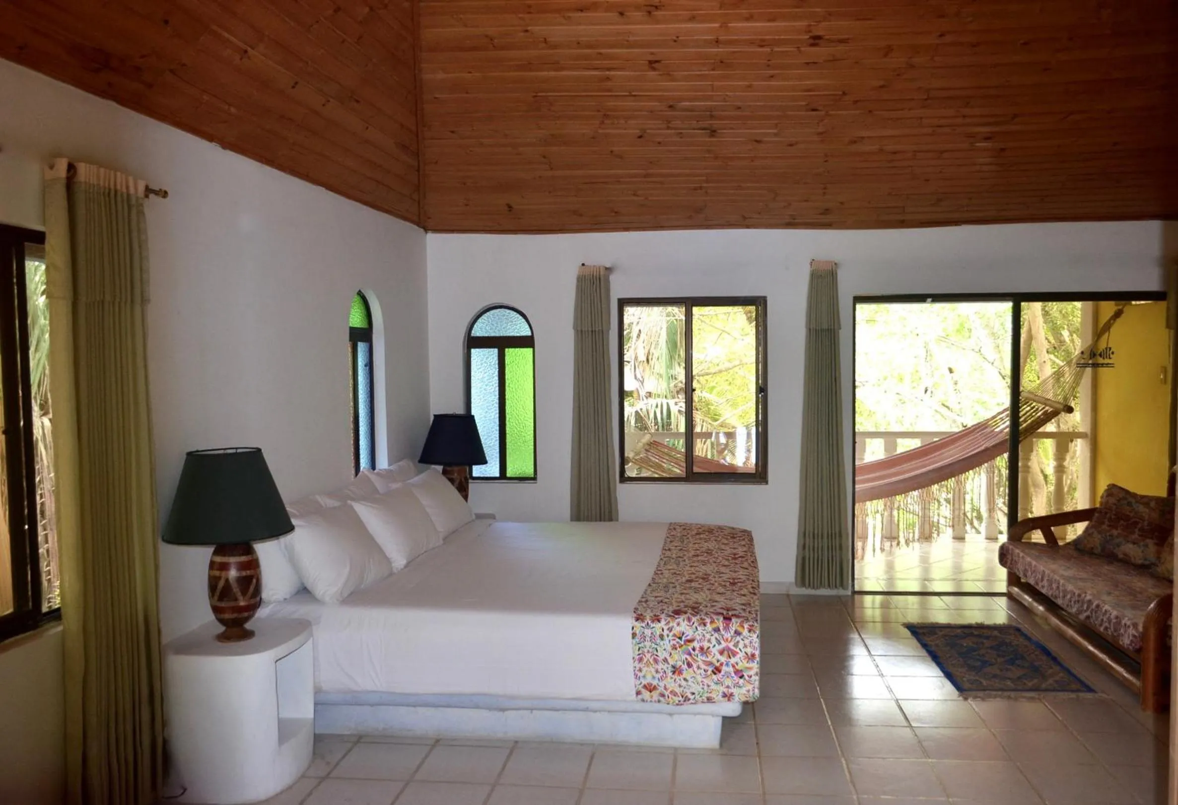 Family Suite with Balcony in Amanwana Ecofinca