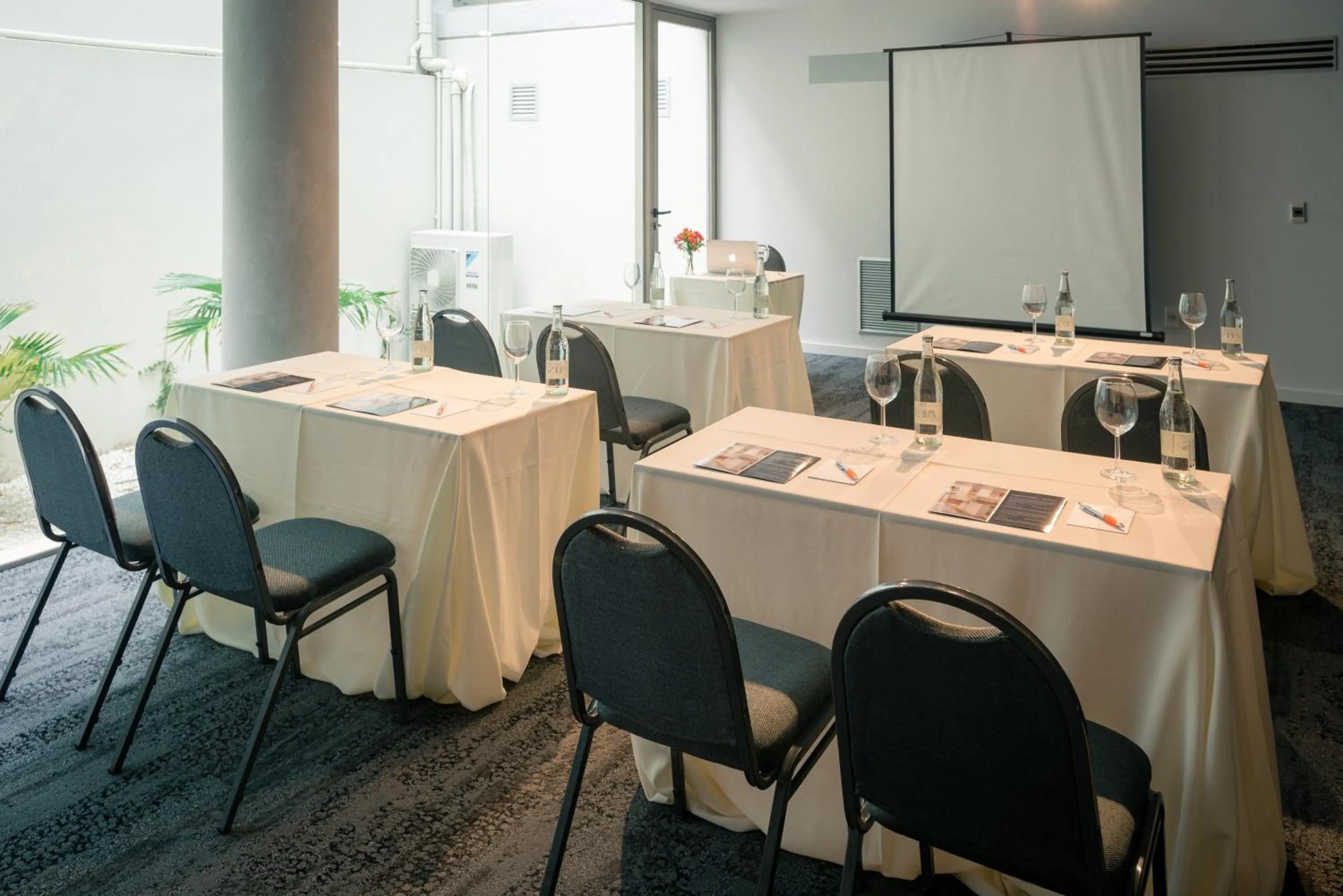 Banquet/Function facilities in Own Montevideo