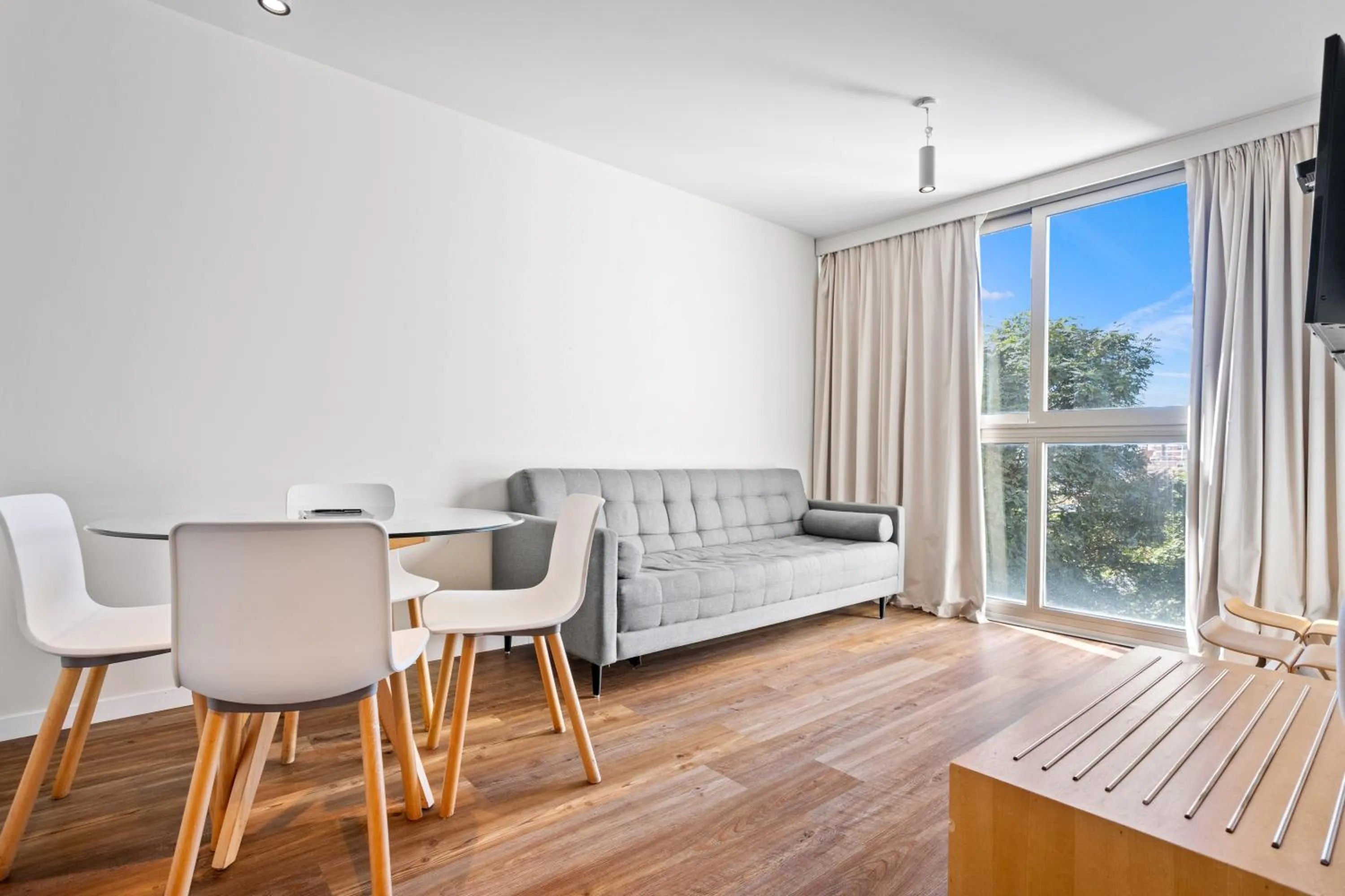 TV and multimedia in Own Montevideo