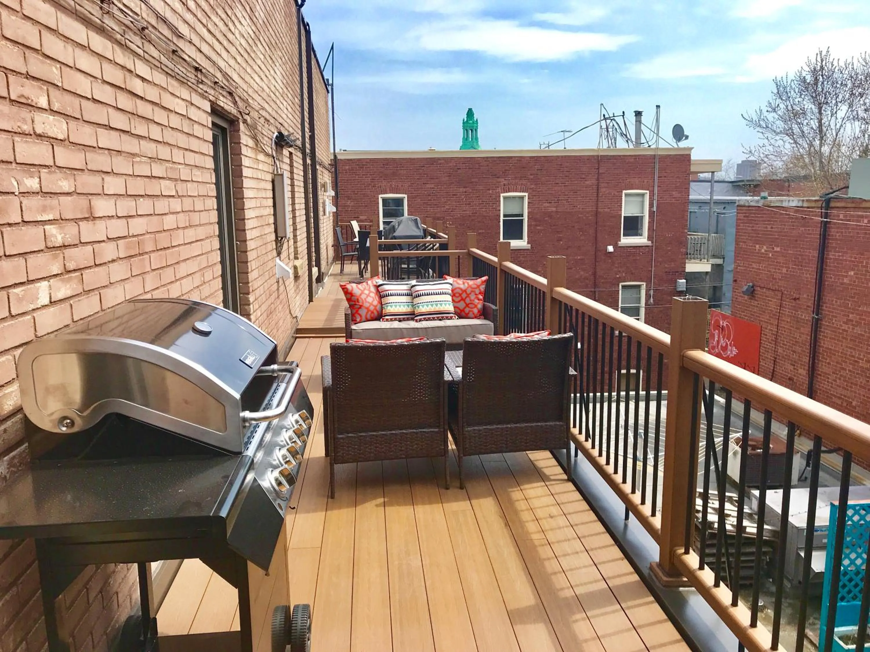 Patio in MTLVacationrentals-The MTLVR Kisses
