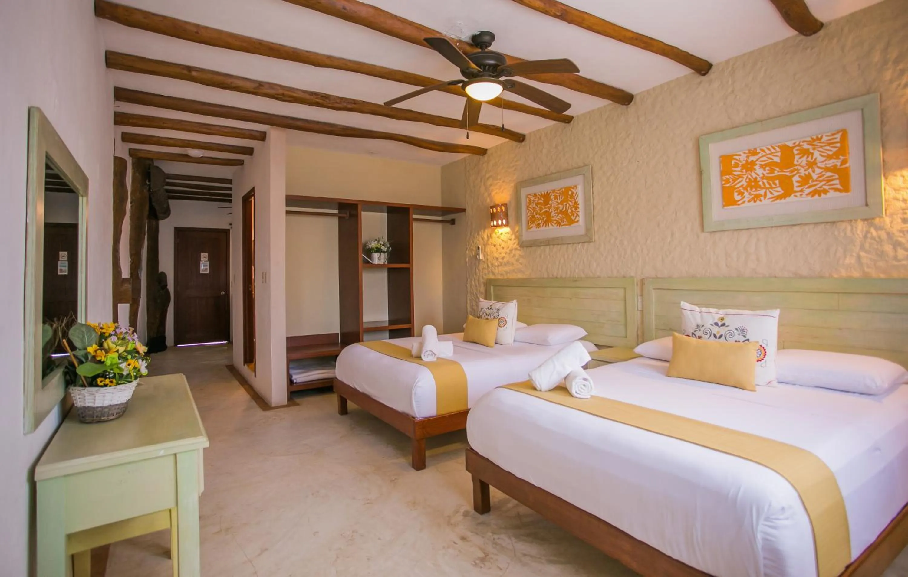 Photo of the whole room, Bed in Villas Margaritas Holbox