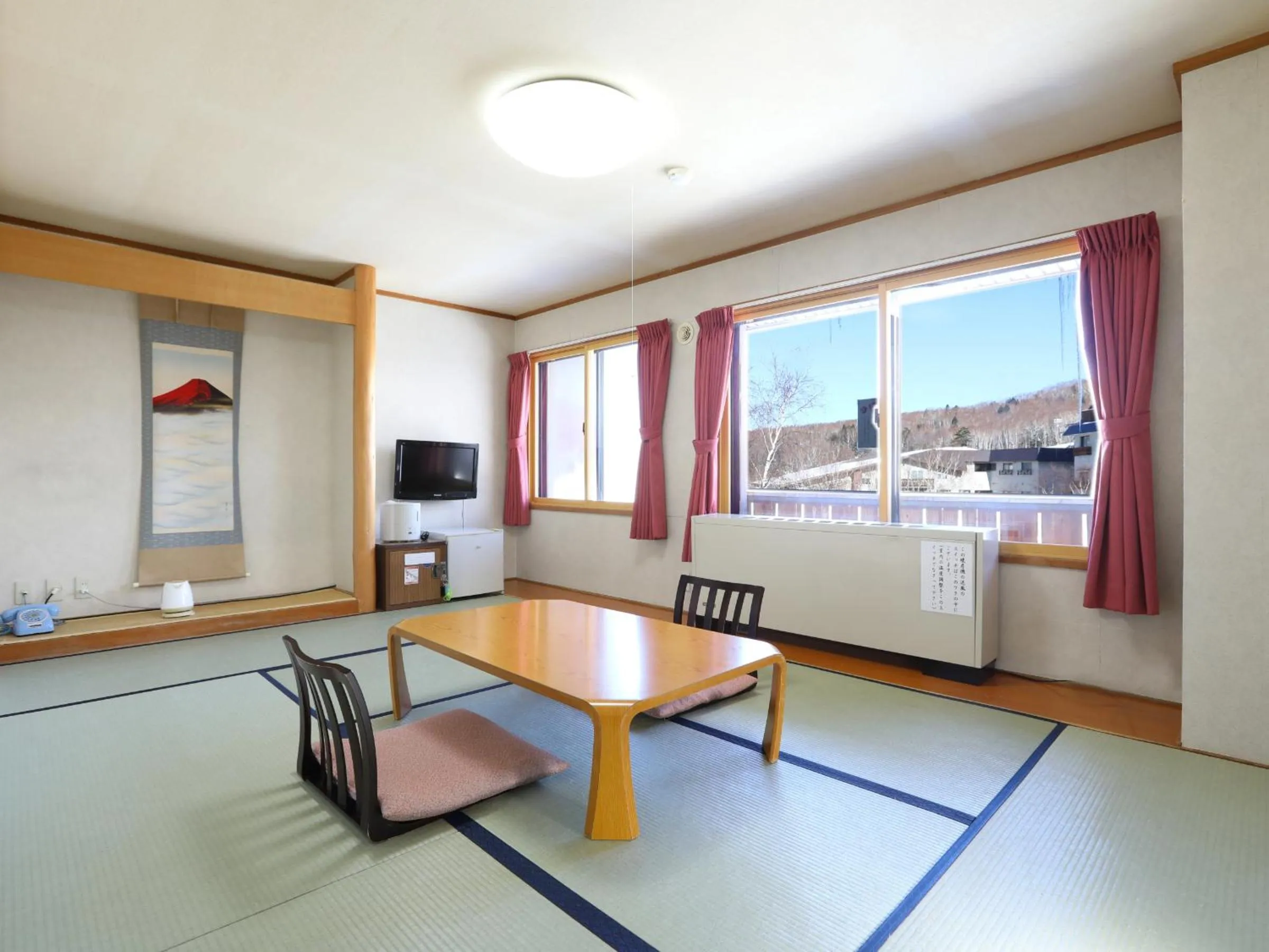 Photo of the whole room in Shiga Ichii Hotel