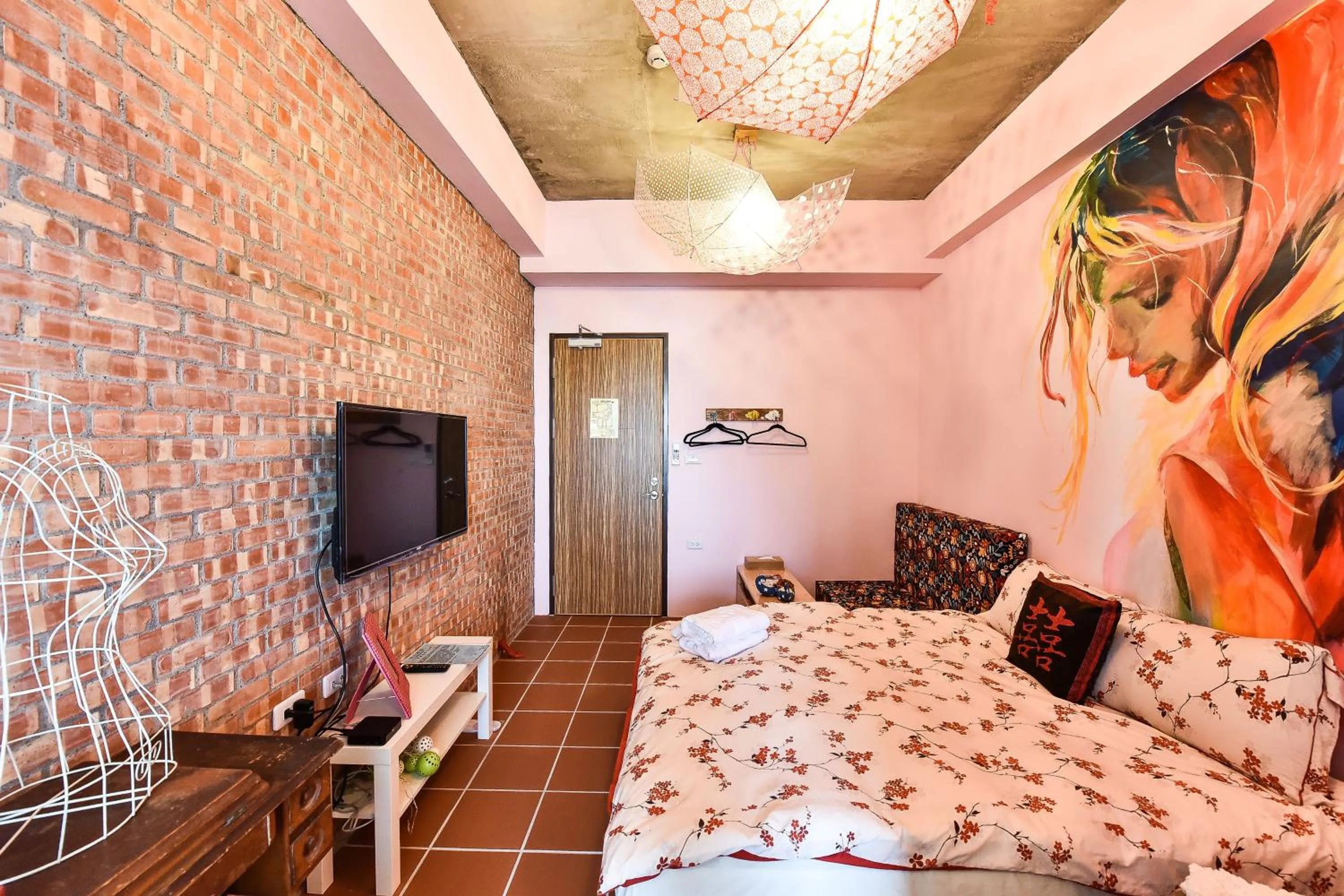 Photo of the whole room, Bed in Anping Wikid Design Hotel