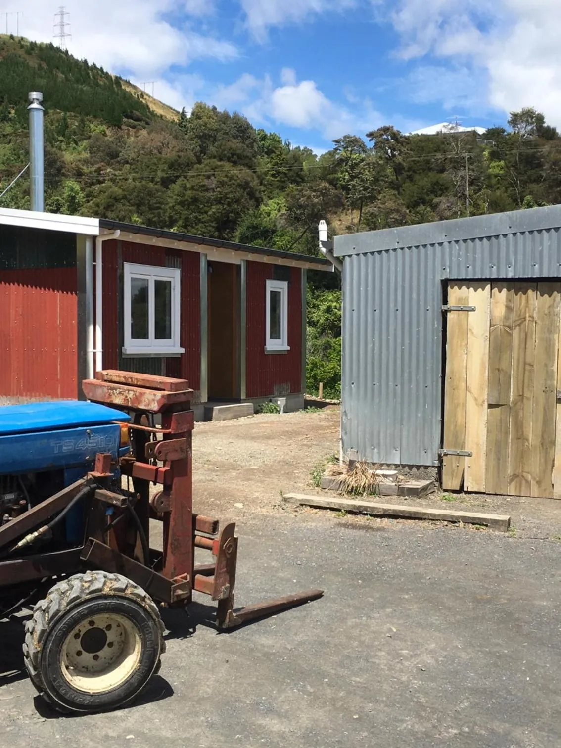 Facade/entrance in The Pear Orchard Lodge