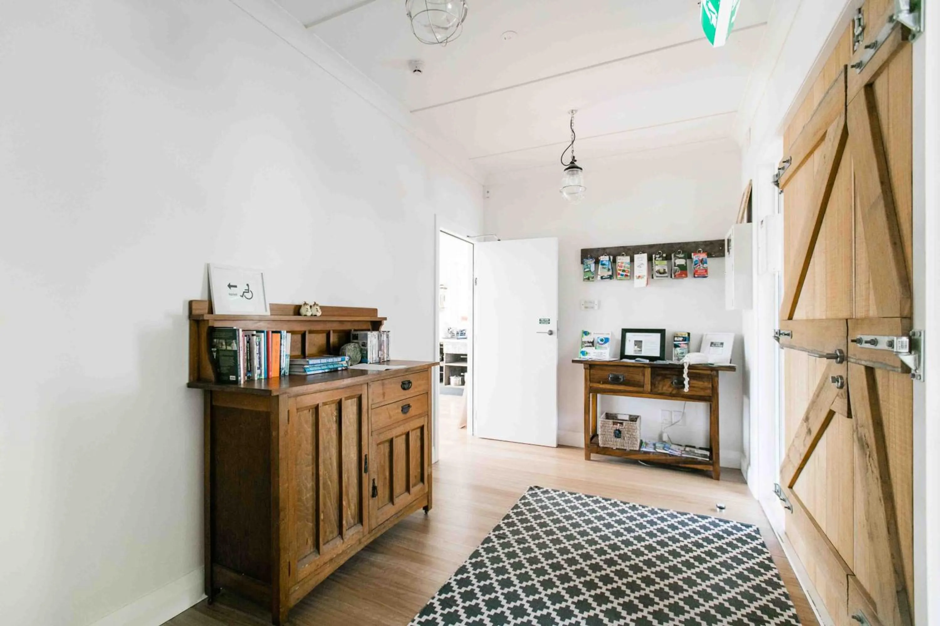 Lobby or reception in The Pear Orchard Lodge