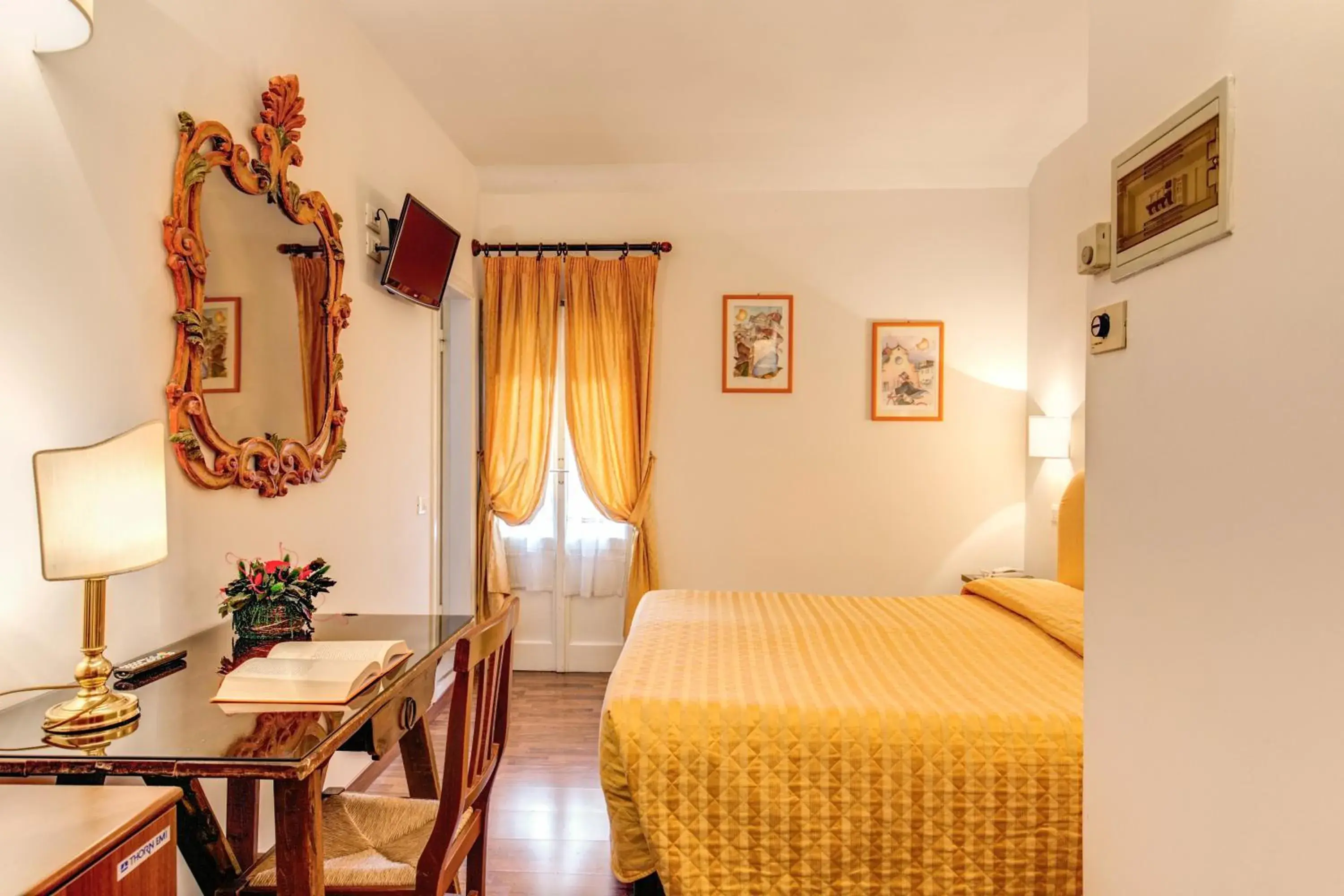 Balcony/Terrace, Bed in Hotel S.Giorgio & Olimpic Balcony/Terrace, Bed in Hotel S.Giorgio & Olimpic