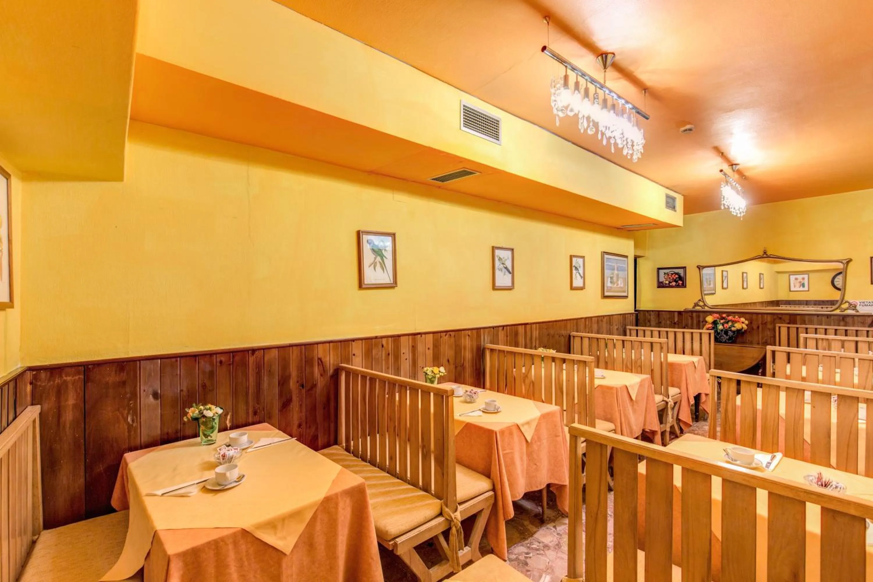 Restaurant/places to eat in Hotel S.Giorgio & Olimpic