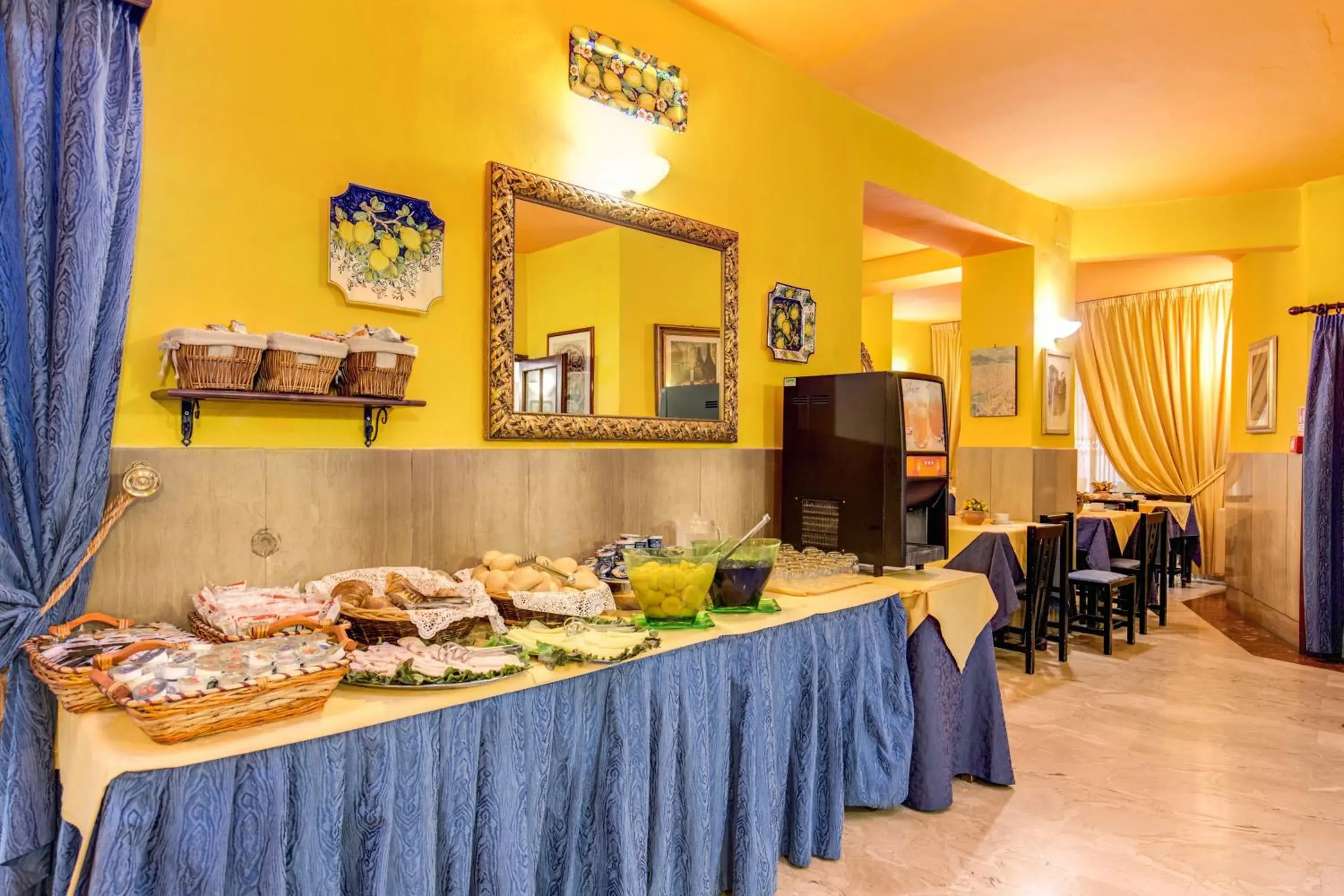 Food in Hotel S.Giorgio & Olimpic Food in Hotel S.Giorgio & Olimpic