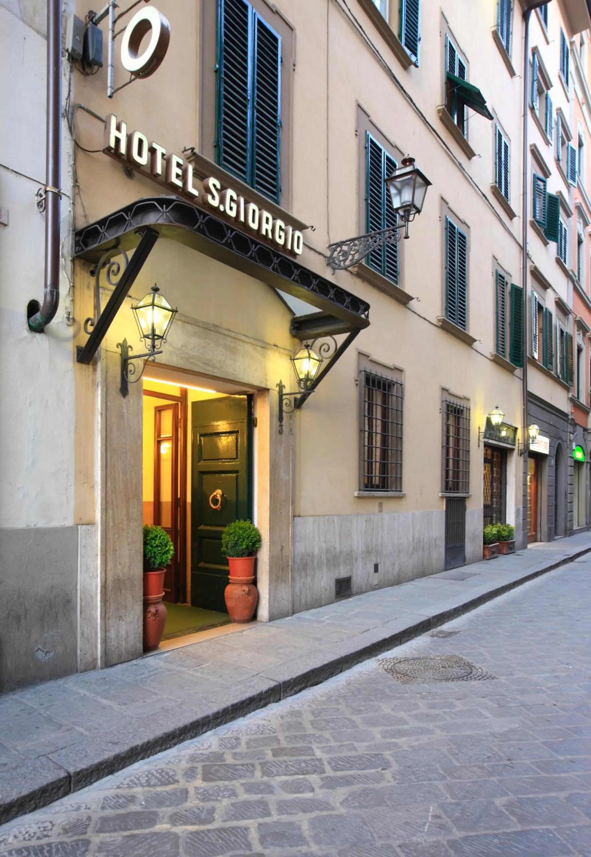 Facade/entrance in Hotel S.Giorgio & Olimpic