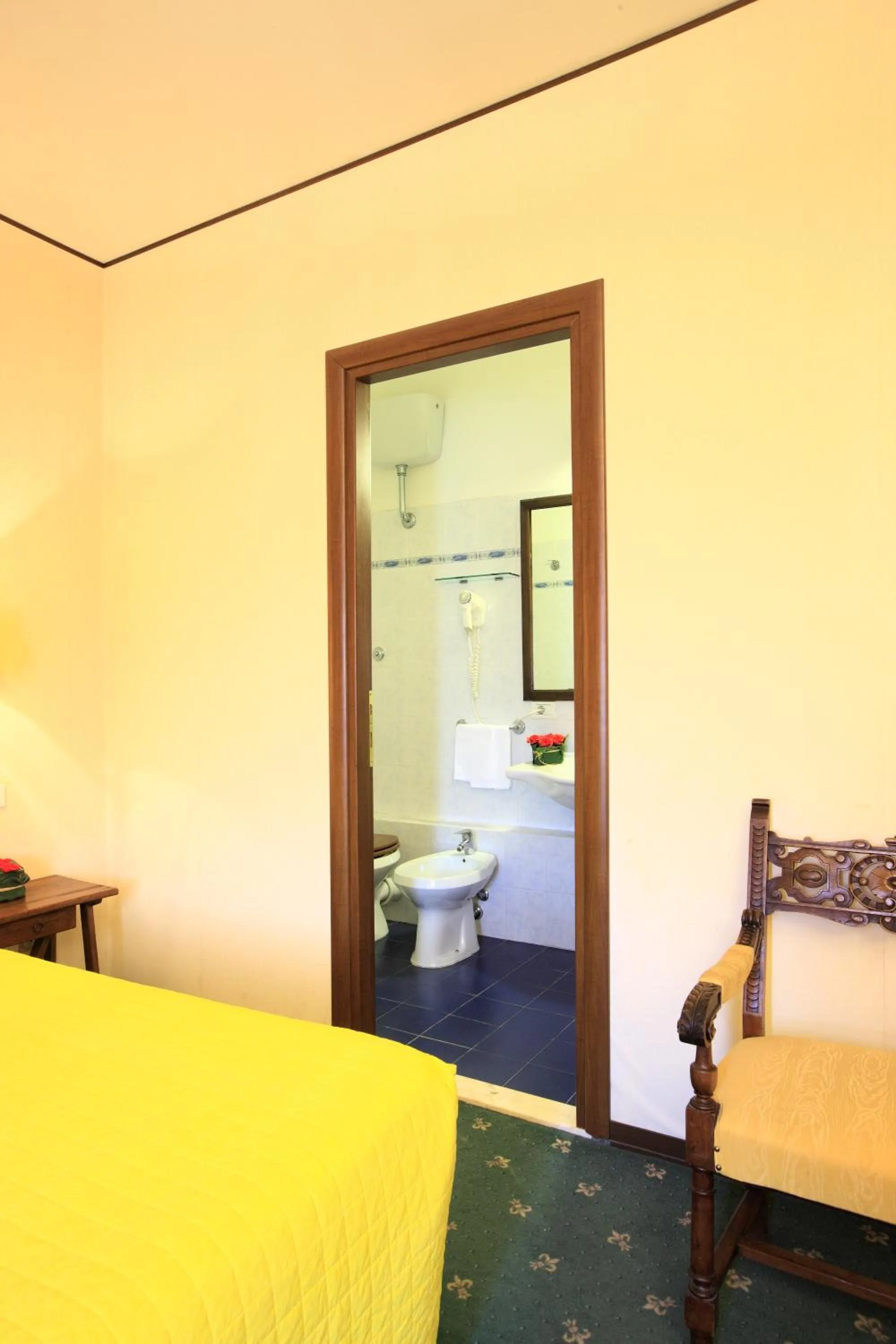 Bed in Hotel S.Giorgio & Olimpic