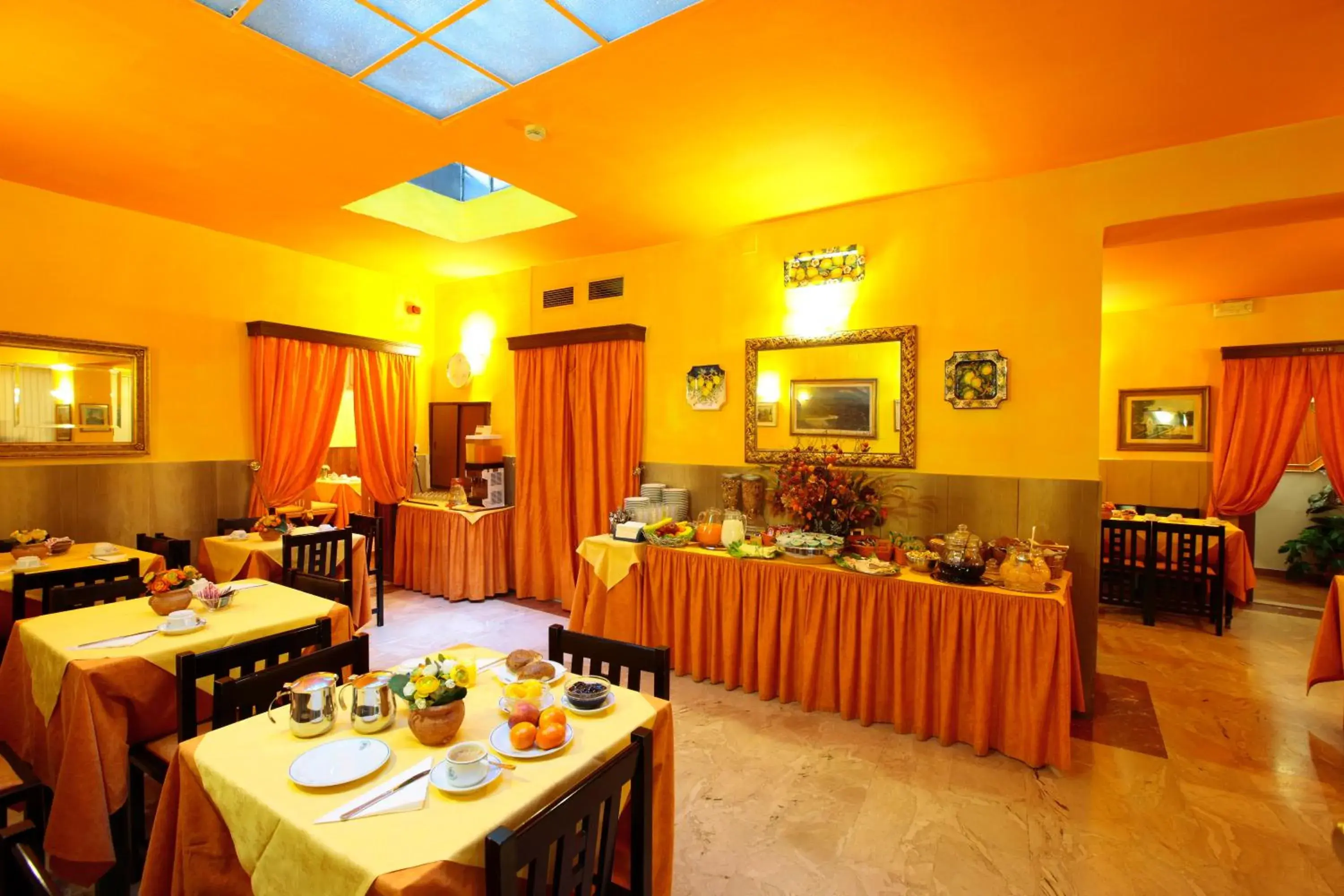 Restaurant/places to eat in Hotel S.Giorgio & Olimpic Restaurant/places to eat in Hotel S.Giorgio & Olimpic