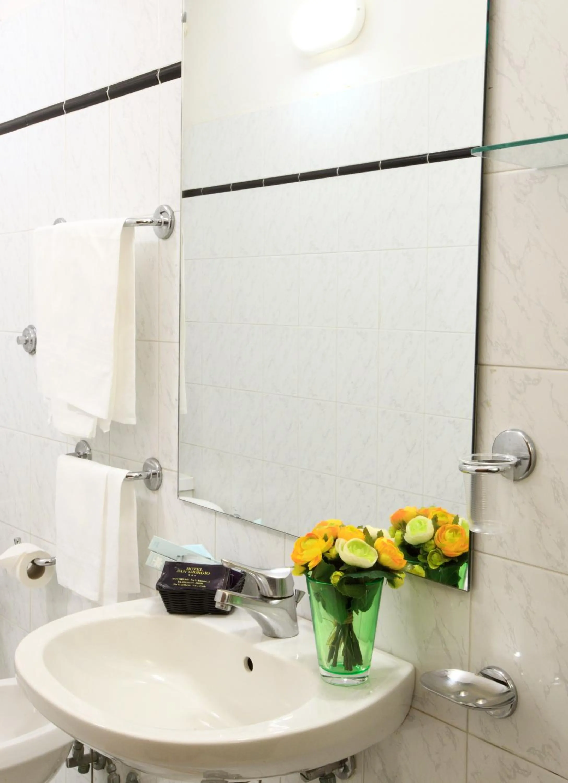 Bathroom in Hotel S.Giorgio & Olimpic