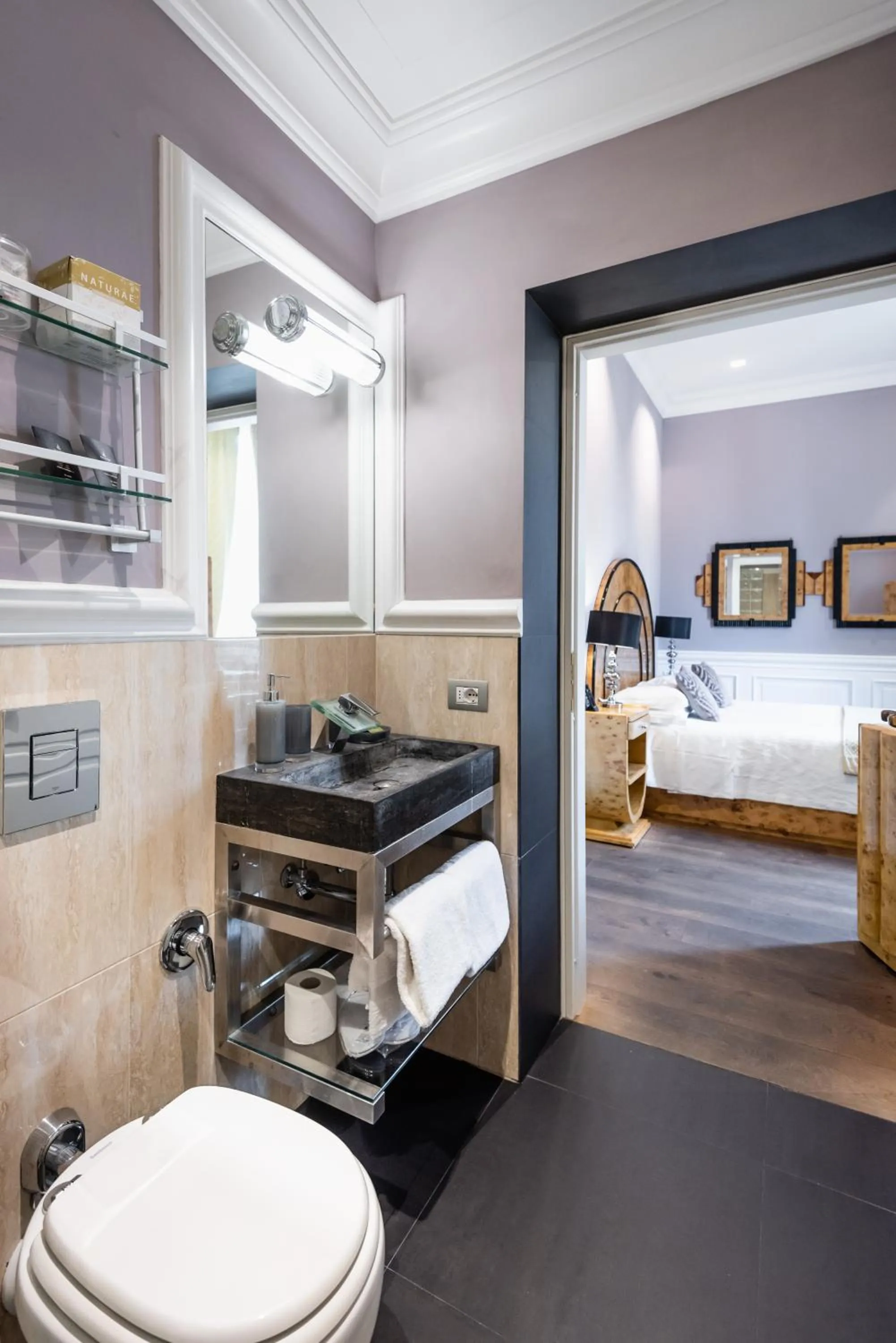 Bathroom, Bed in La Maison du Sage