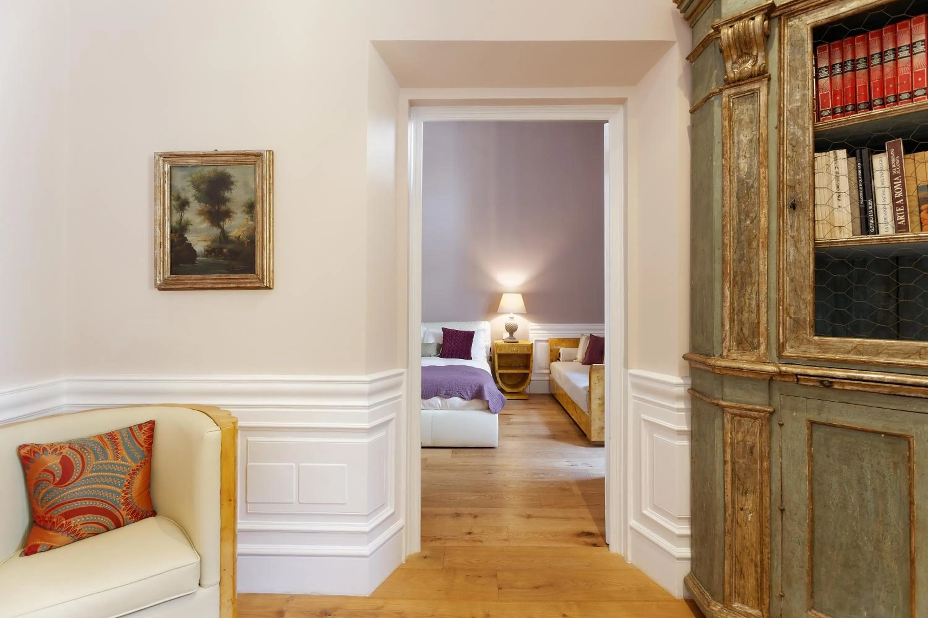 Seating area, Bed in La Maison du Sage