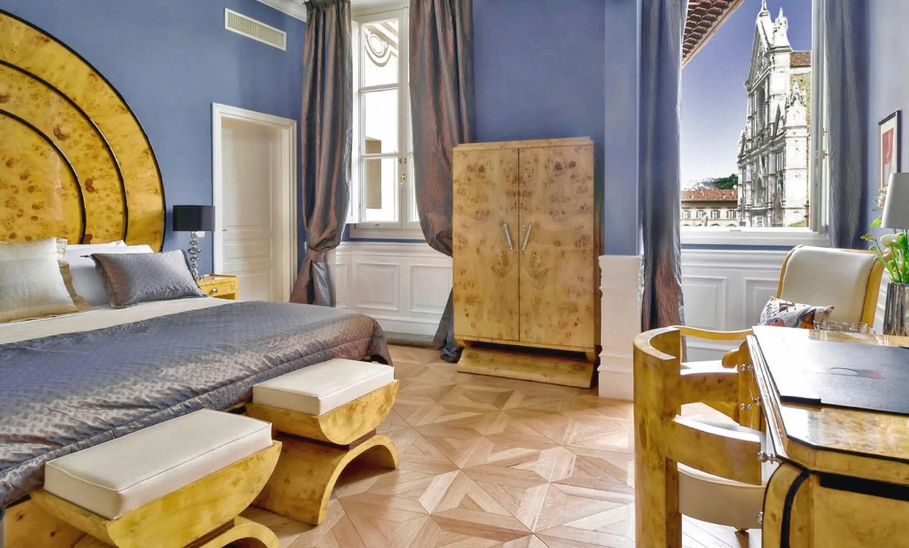 Landmark view, Bed in La Maison du Sage Landmark view, Bed in La Maison du Sage