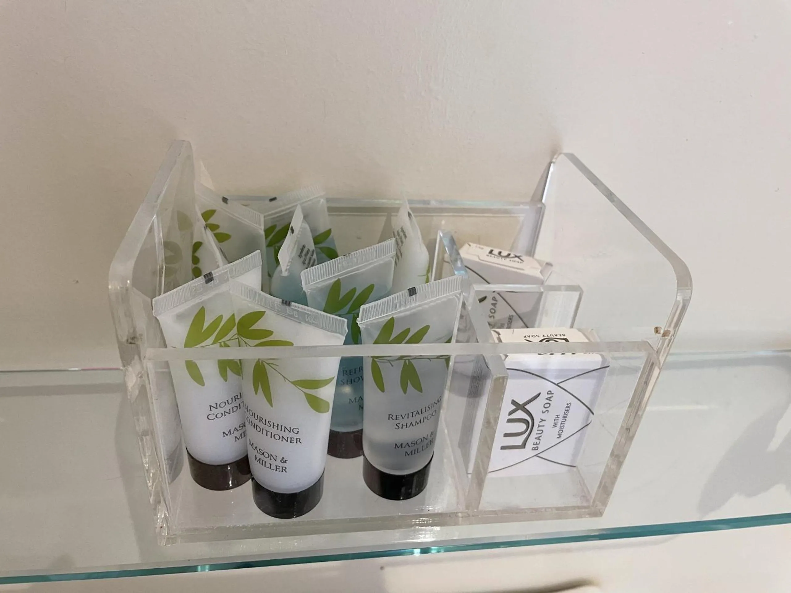 Other in Diamonds Inn