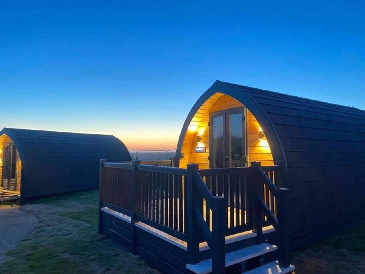 Property building in Pentire Coastal Holiday Park