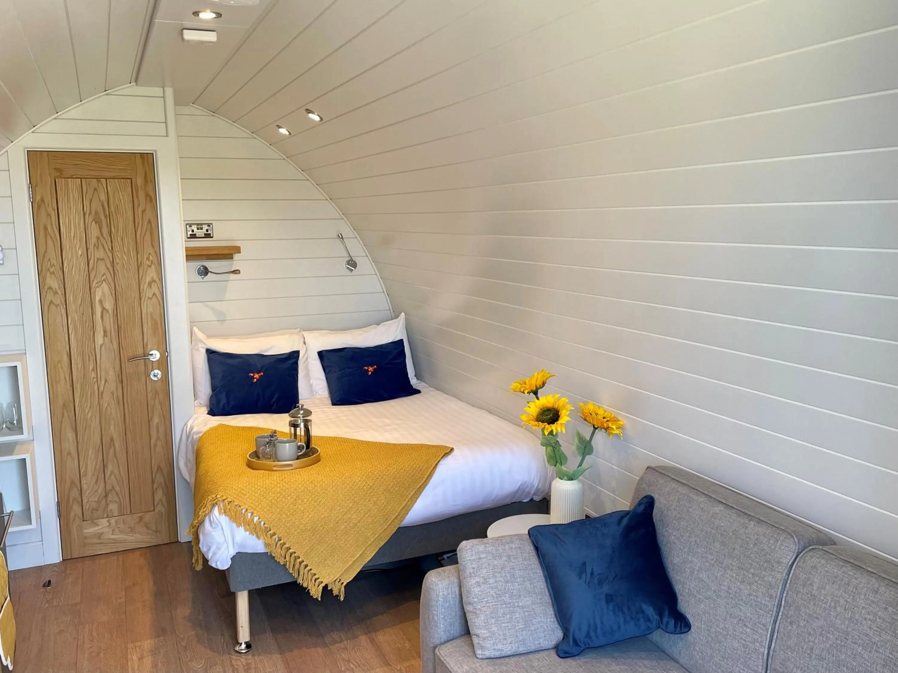 Bed in Pentire Coastal Holiday Park
