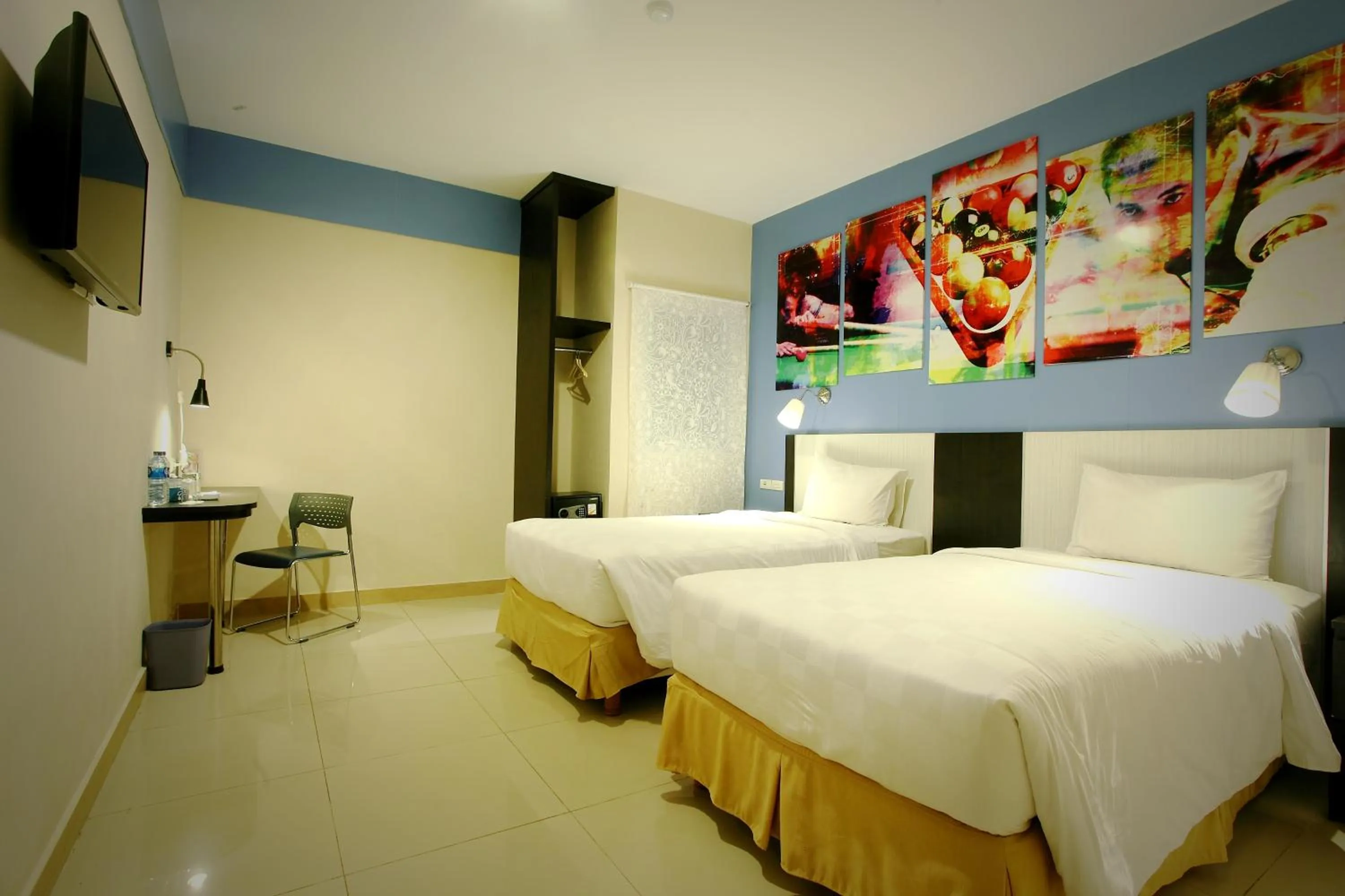 Bed in Sinar Sport Hotel