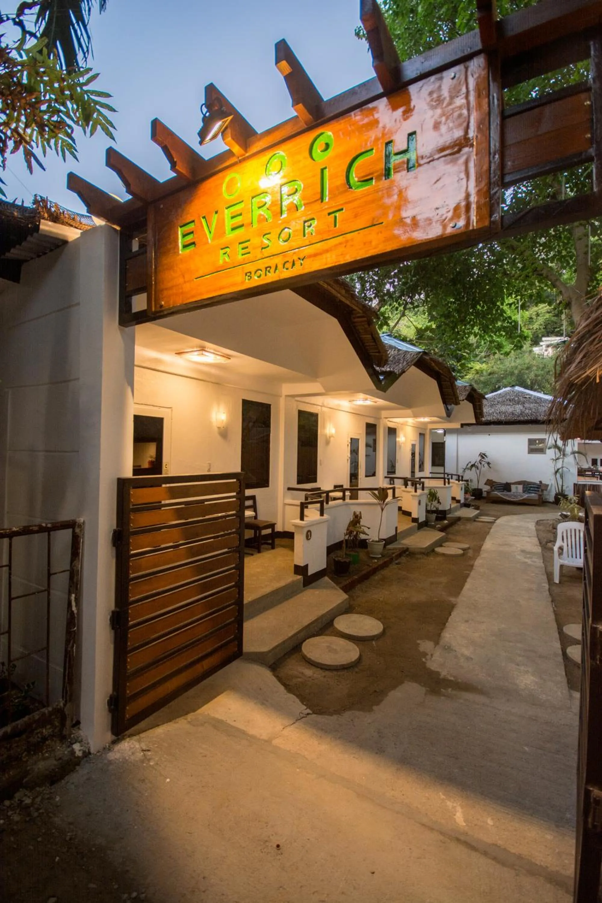 Property building in Everrich Boutique Resort Boracay