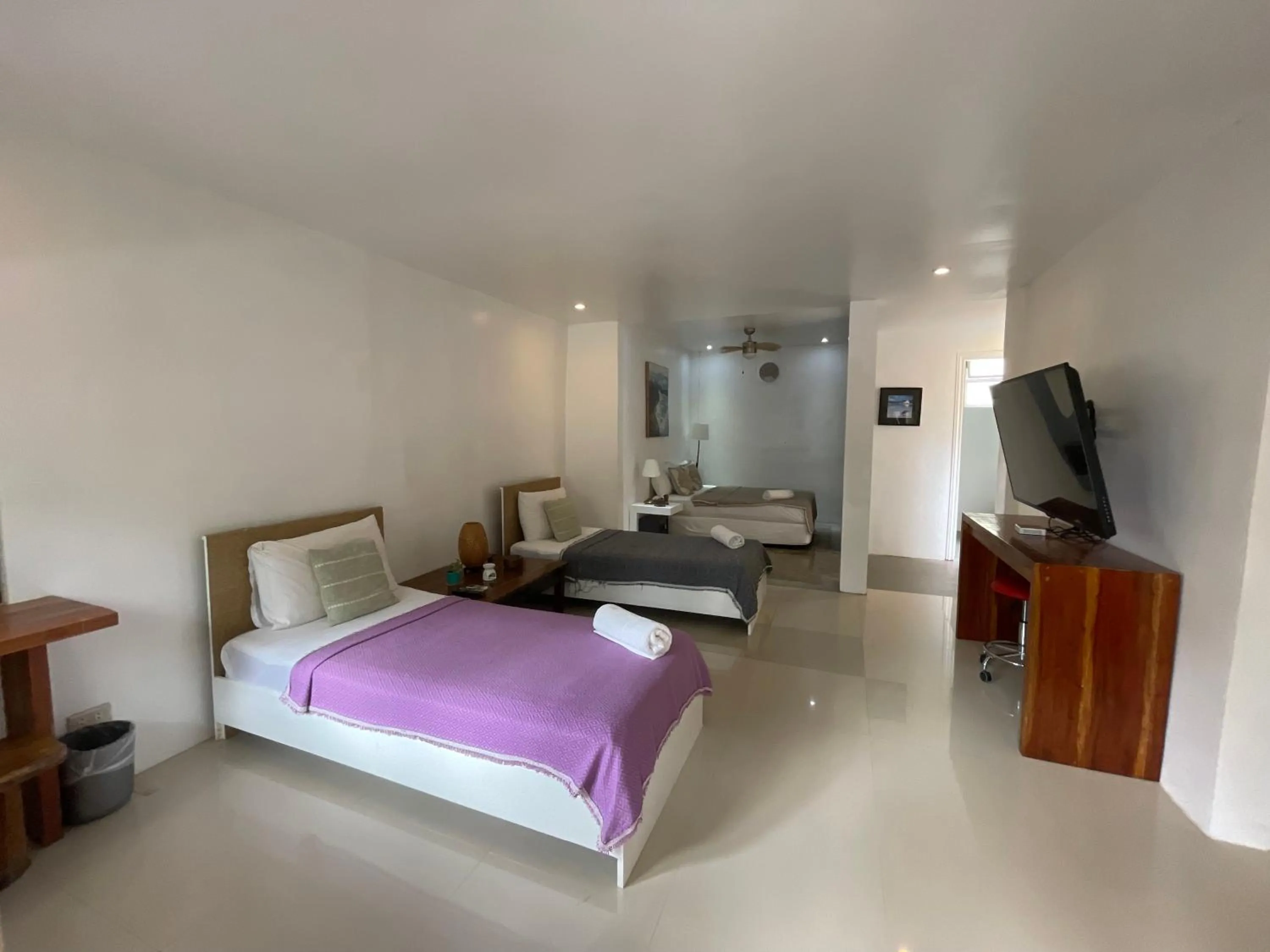 Bed in Everrich Boutique Resort Boracay