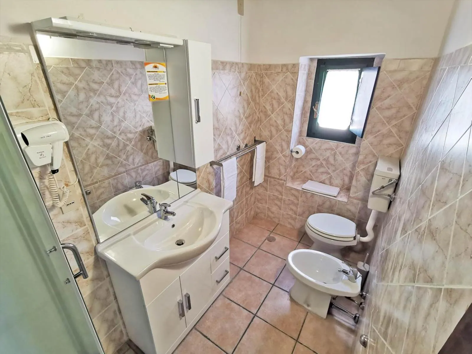 Toilet in Il Girasole Country Village