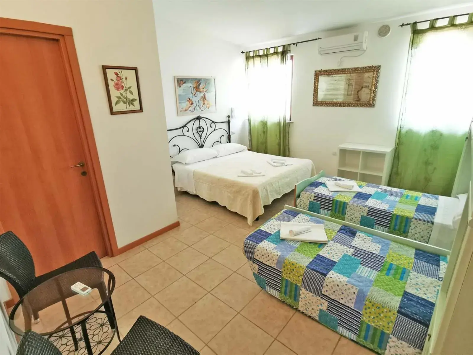 Comfort Triple Room in Il Girasole Country Village Comfort Triple Room in Il Girasole Country Village