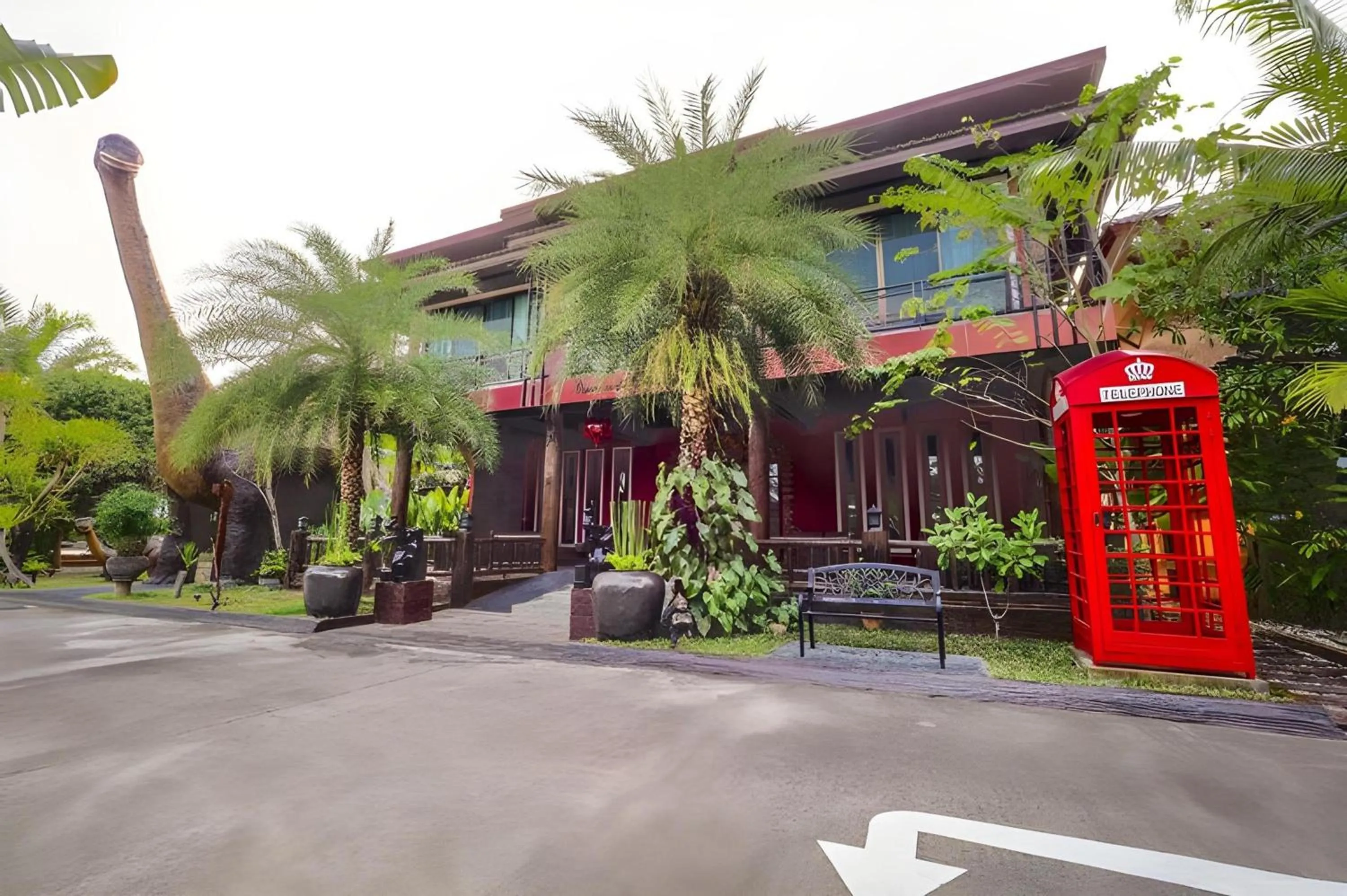 Property building in Capital O 727 Be One Resort