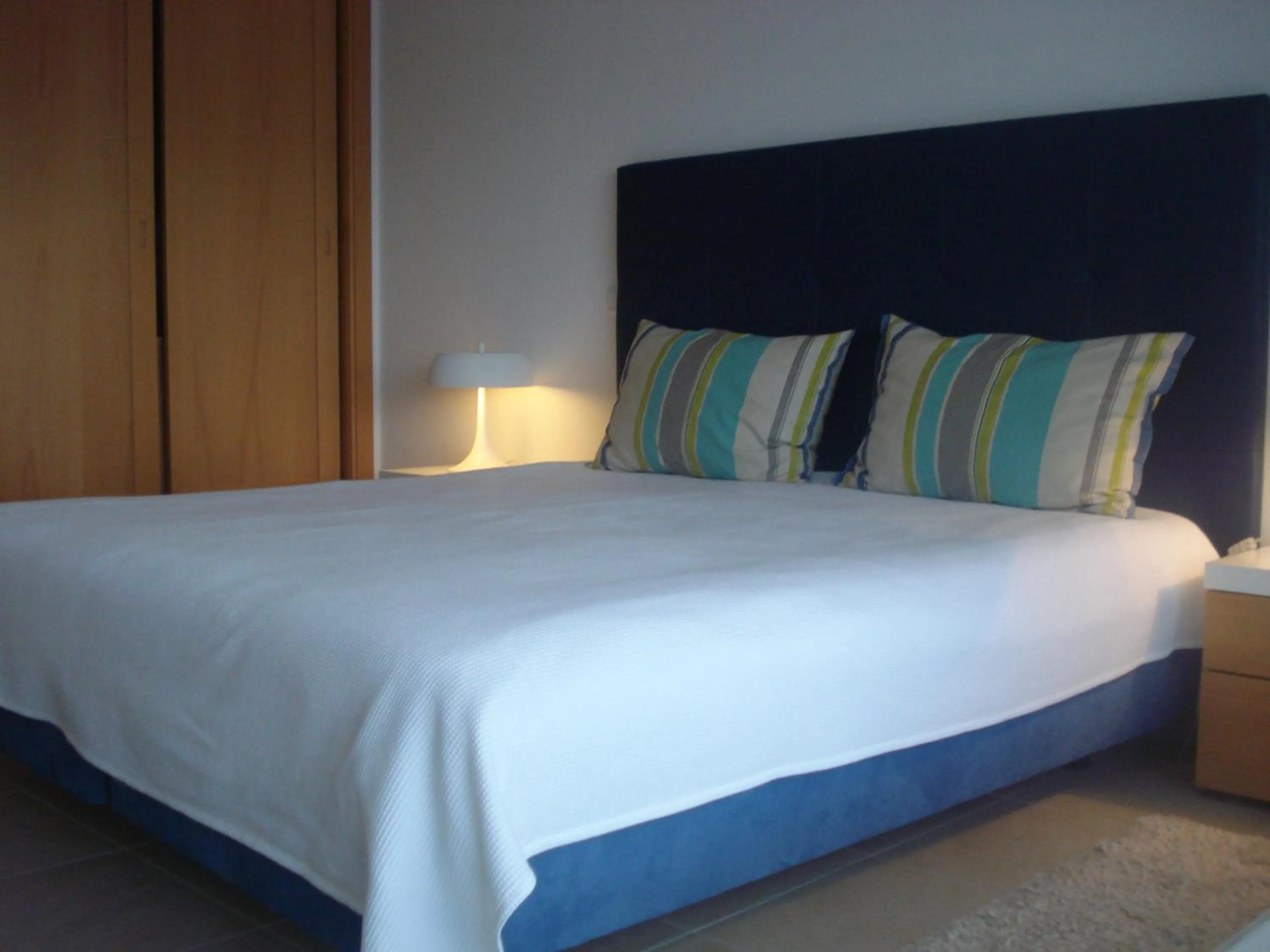 Bedroom, Bed in Praia Del Rei SeaView