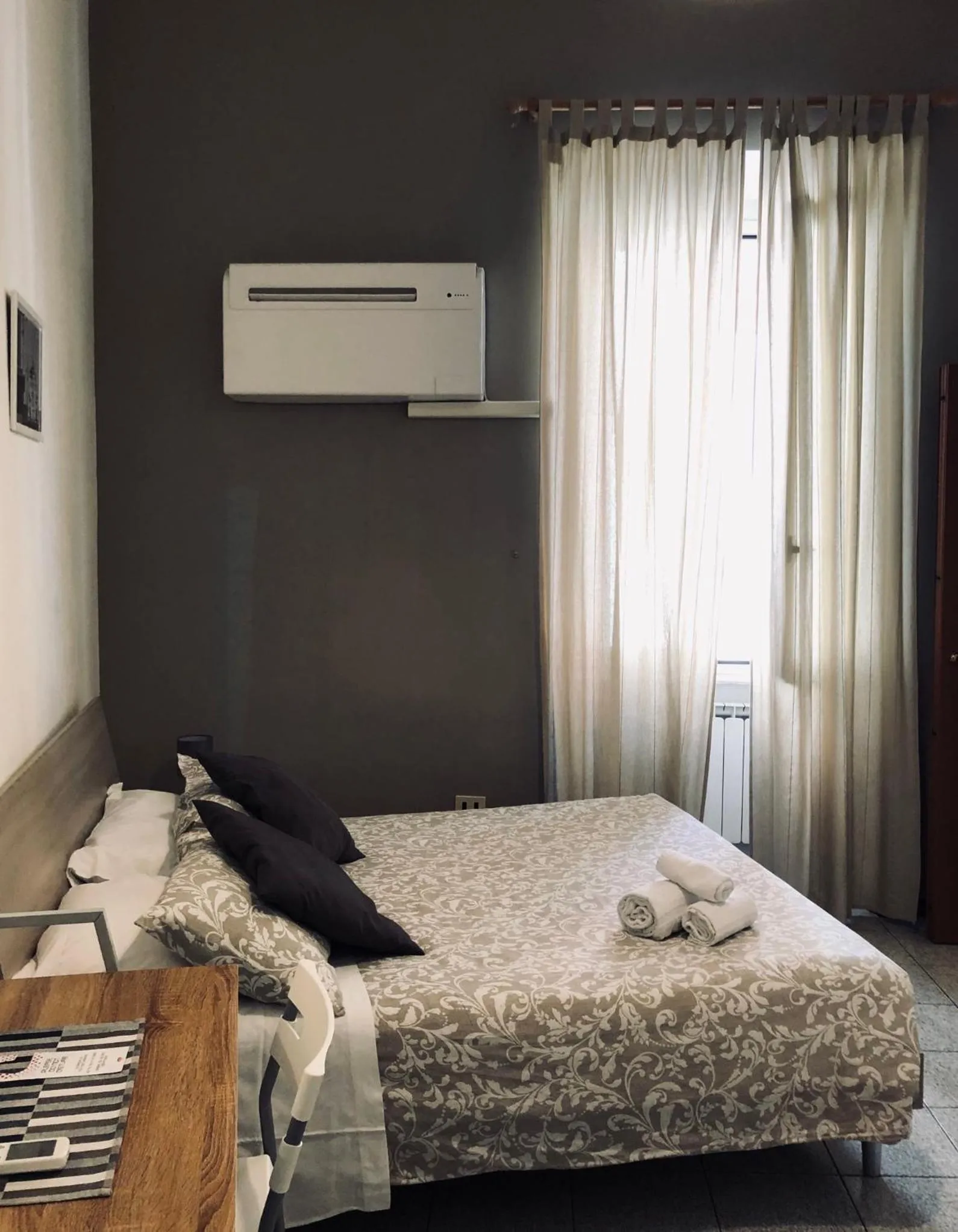 Bedroom, Bed in Domus Santa Caterina