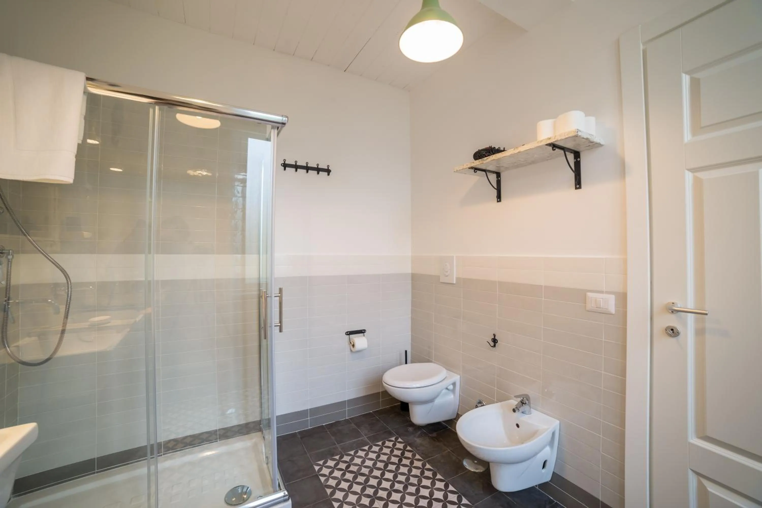 Bathroom in The Foria House by House In Naples